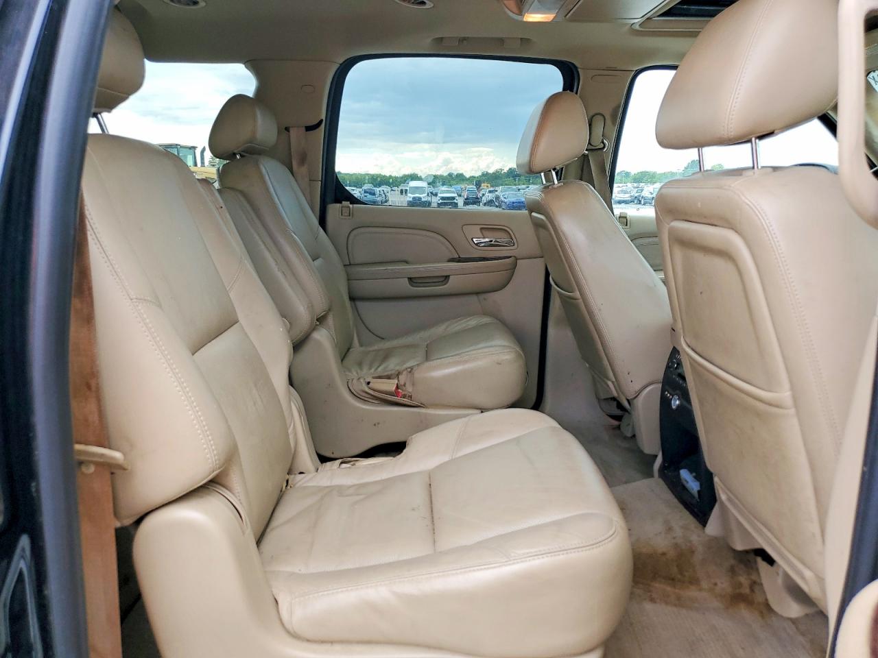 2009 Cadillac Escalade Esv Luxury Black vin: 1GYFC26299R276993