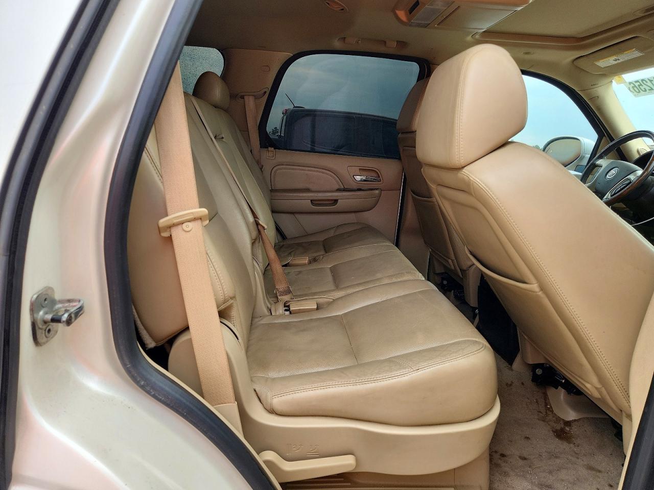 2009 Cadillac Escalade Hybrid Cream vin: 1GYFC43509R139290