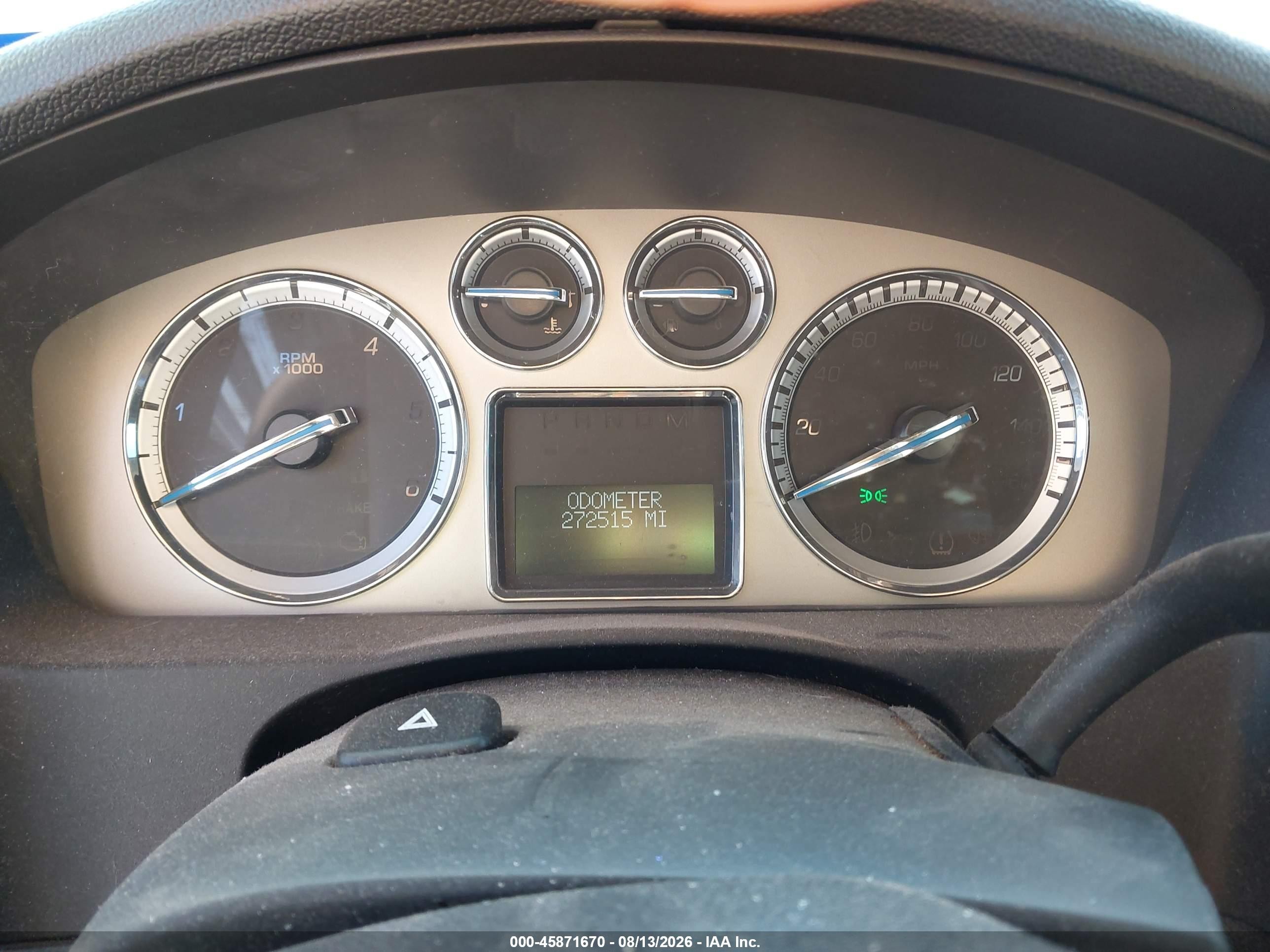2009 Cadillac Escalade Standard White vin: 1GYFC53229R116122
