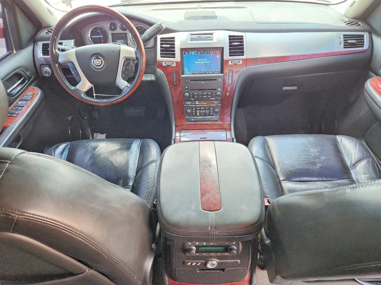 2009 Cadillac Escalade Burgundy vin: 1GYFK13289R248488