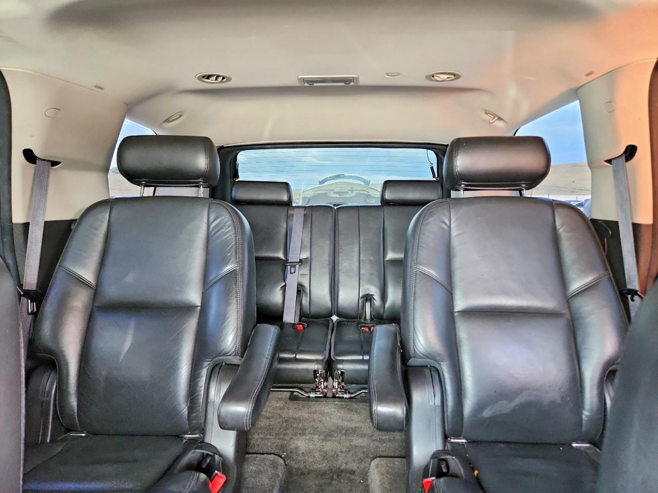 2009 Cadillac Escalade Burgundy vin: 1GYFK13289R248488