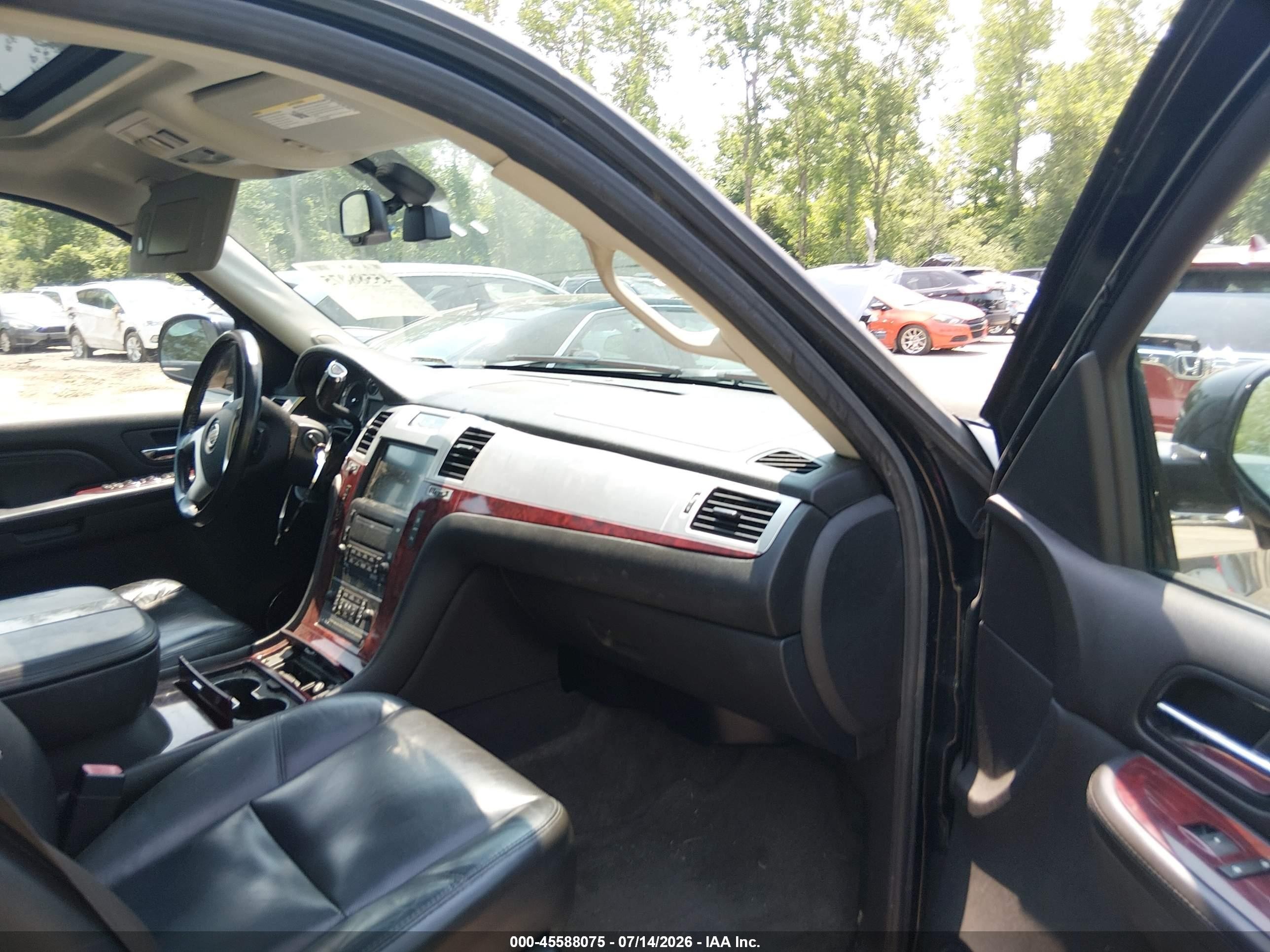 2009 Cadillac Escalade Standard Черный vin: 1GYFK23239R265284