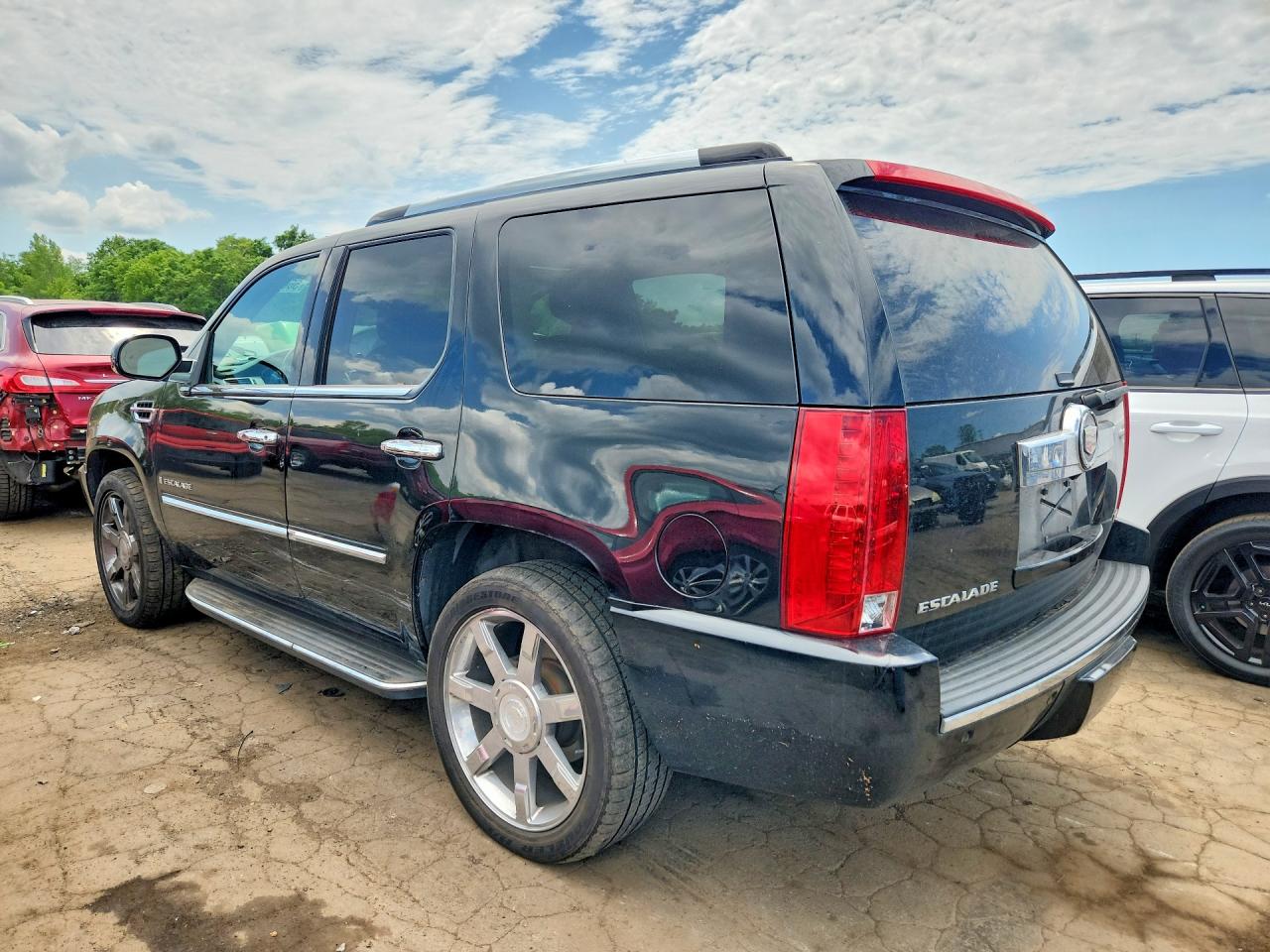2009 Cadillac Escalade Luxury Black vin: 1GYFK23269R100636