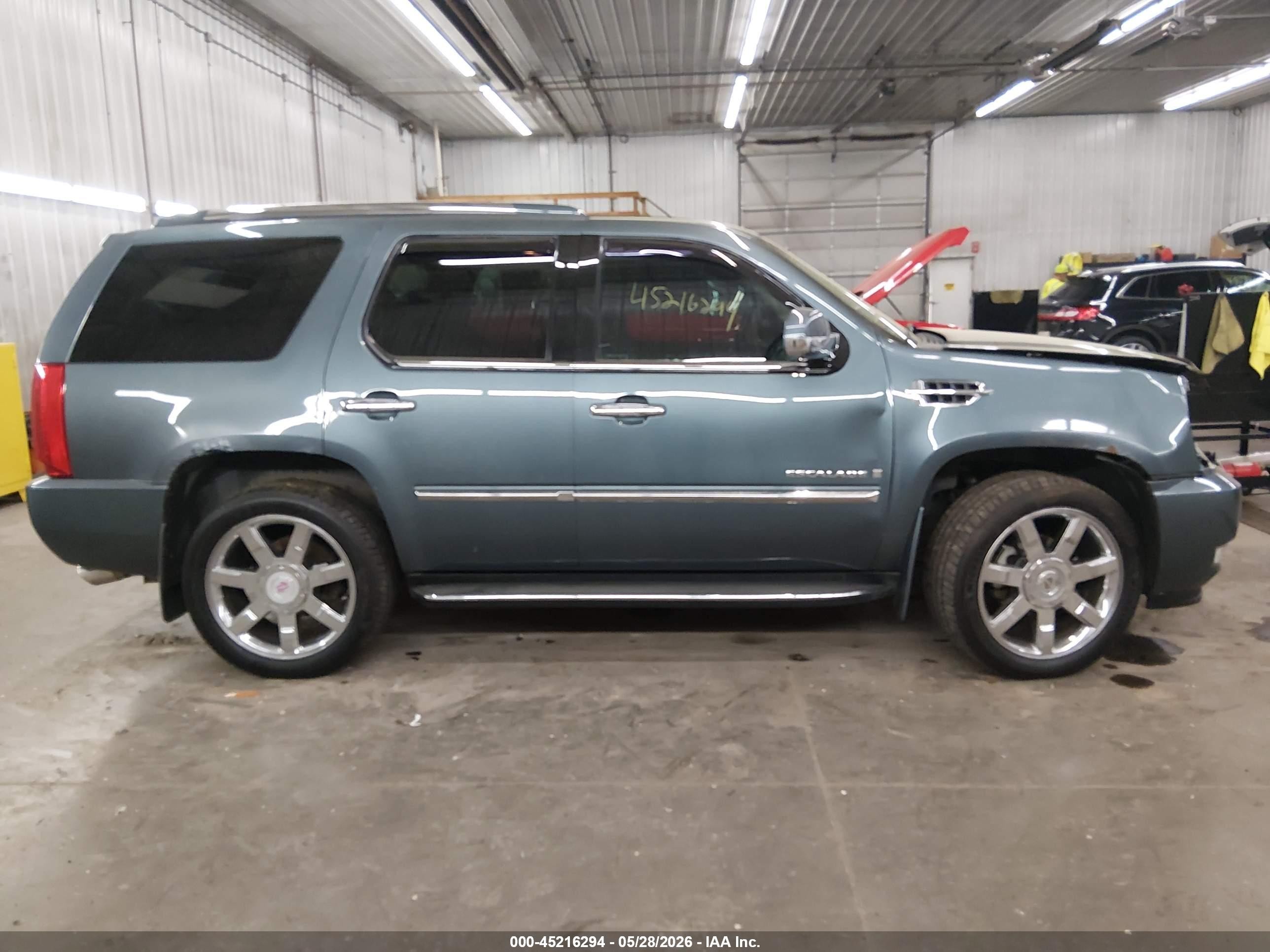 2009 Cadillac Escalade Standard Blue vin: 1GYFK23299R222195