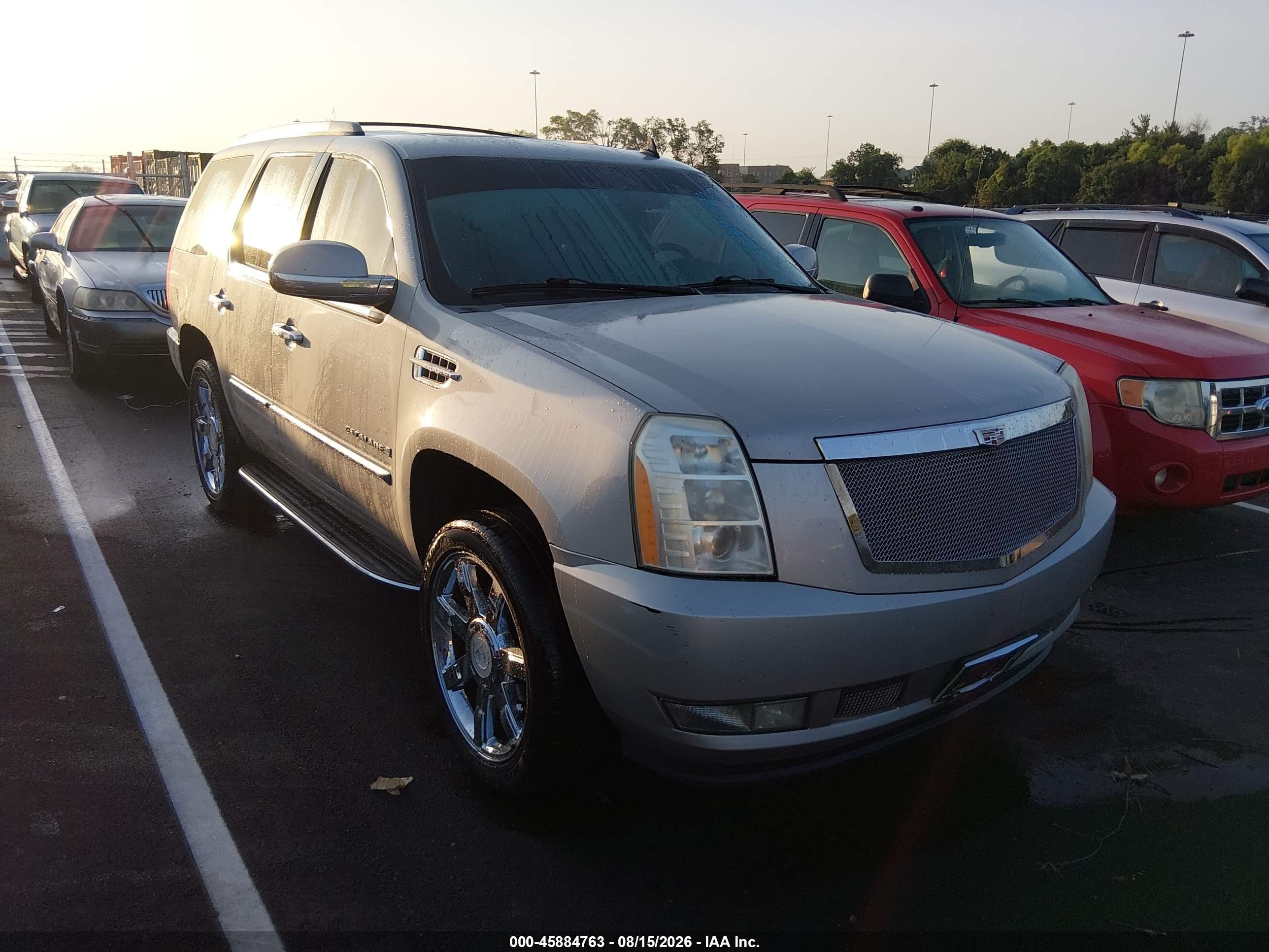 2009 Cadillac Escalade Standard Серебряный vin: 1GYFK232X9R123272