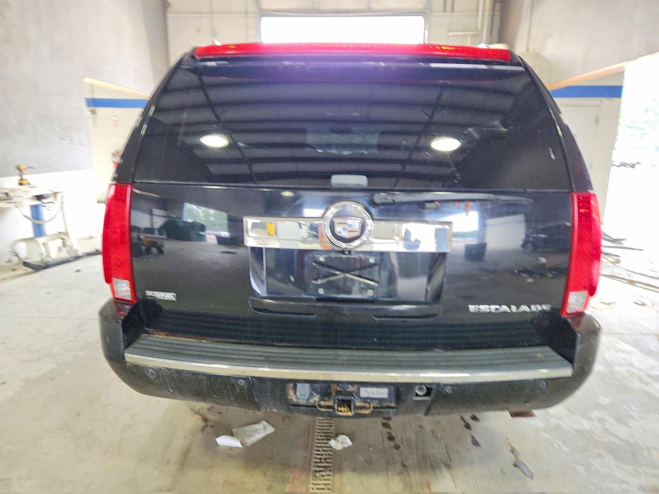2009 Cadillac Escalade Esv Luxury Black vin: 1GYFK26239R115221