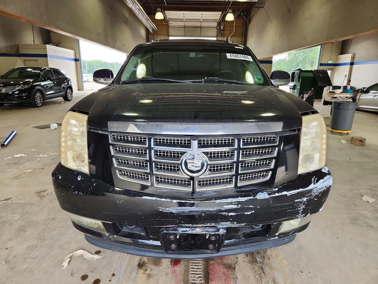 2009 Cadillac Escalade Esv Luxury Black vin: 1GYFK26239R115221