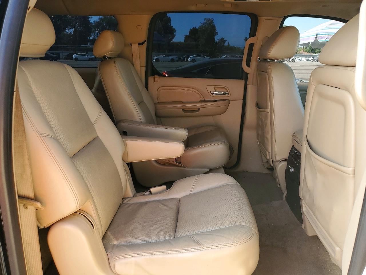 2009 Cadillac Escalade Esv Luxury Black vin: 1GYFK26239R206957