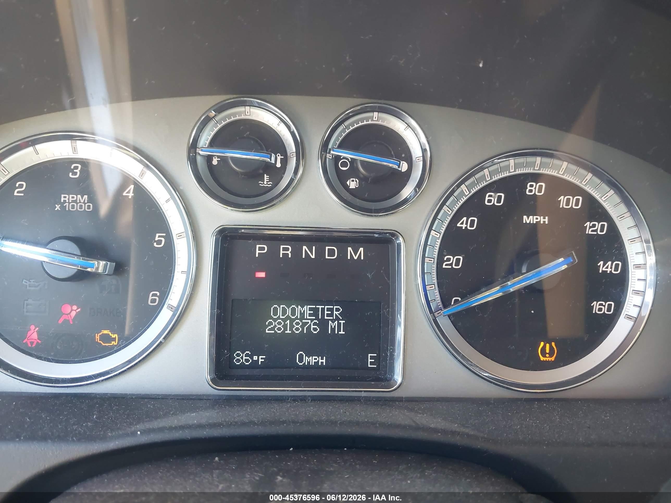 2009 Cadillac Escalade Esv Standard White vin: 1GYFK26289R121077