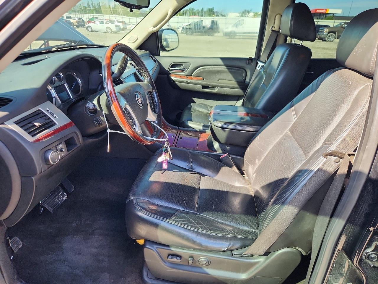 2009 Cadillac Escalade Esv Luxury Black vin: 1GYFK26299R113263