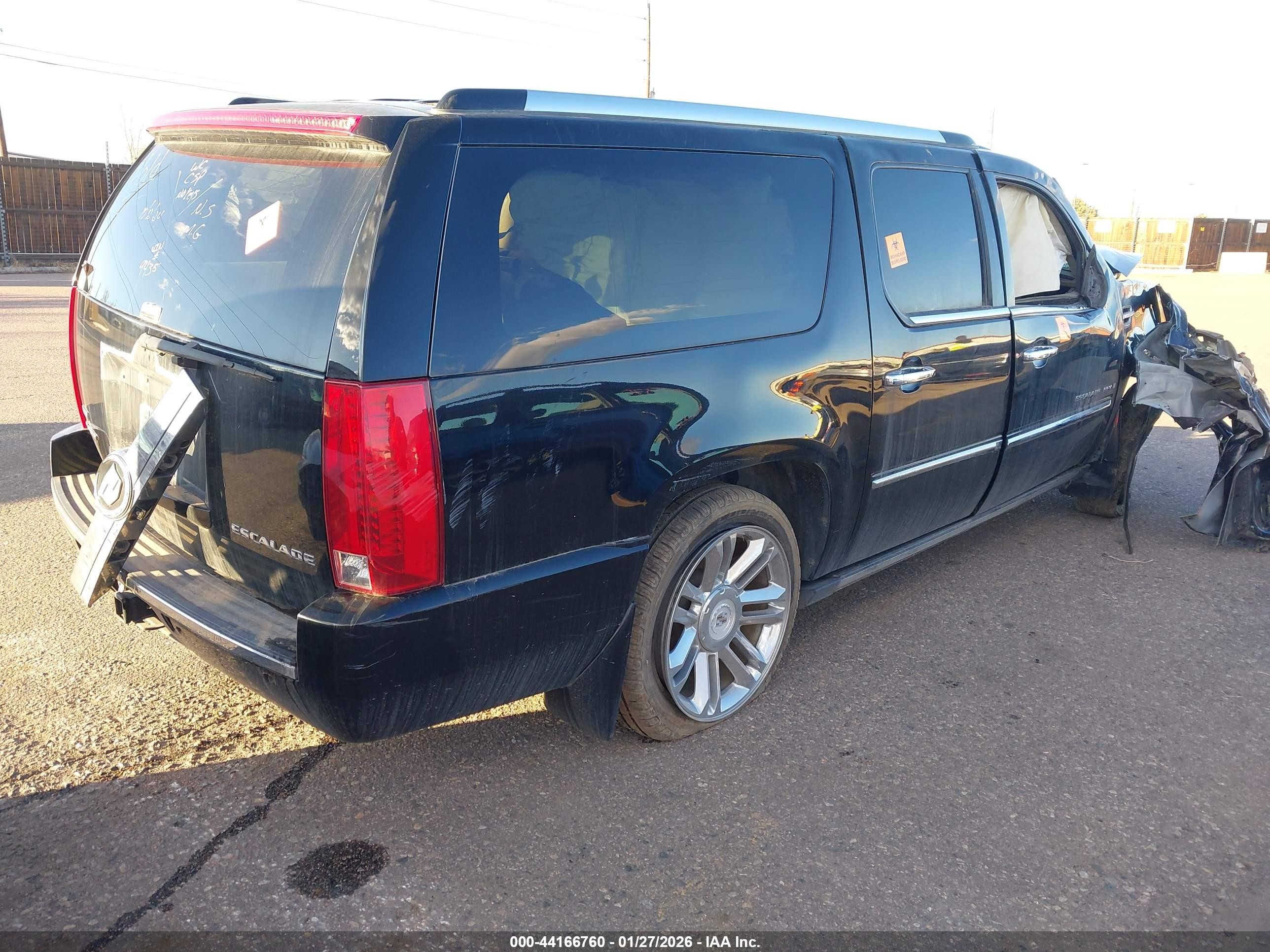 2009 Cadillac Escalade Esv Platinum Edition Черный vin: 1GYFK36239R159435