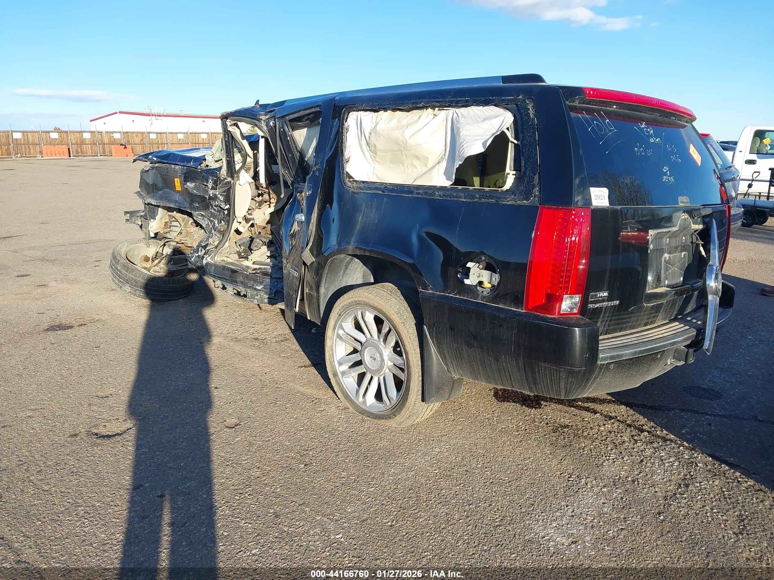 2009 Cadillac Escalade Esv Platinum Edition Черный vin: 1GYFK36239R159435