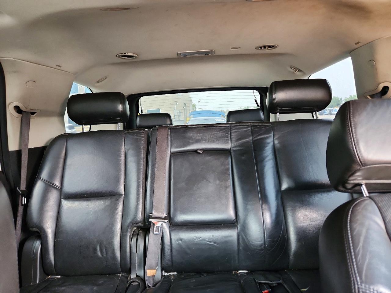 2009 Cadillac Escalade Hybrid Beige vin: 1GYFK43559R122746