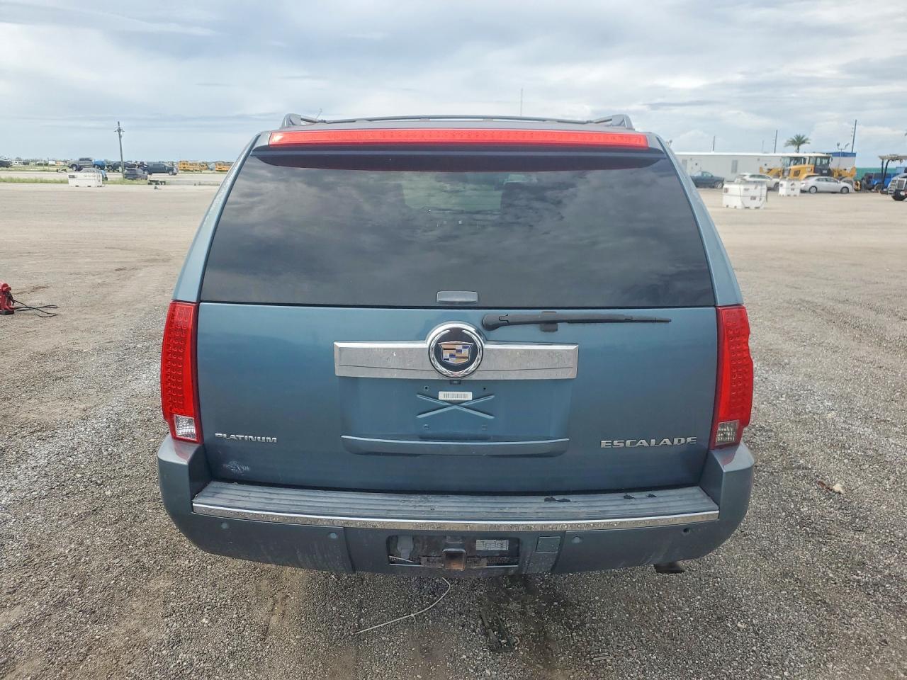2008 Cadillac Escalade Esv Бирюзовый vin: 1GYFK468X8R215797