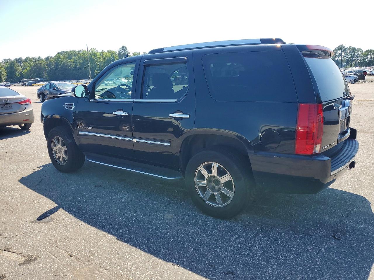 2007 Cadillac Escalade Luxury Черный vin: 1GYFK63807R332092