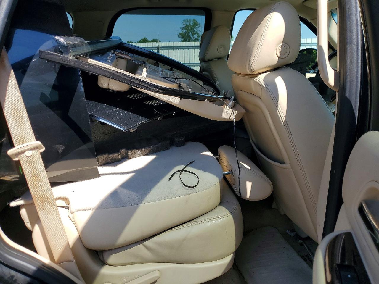 2007 Cadillac Escalade Luxury Черный vin: 1GYFK63807R332092