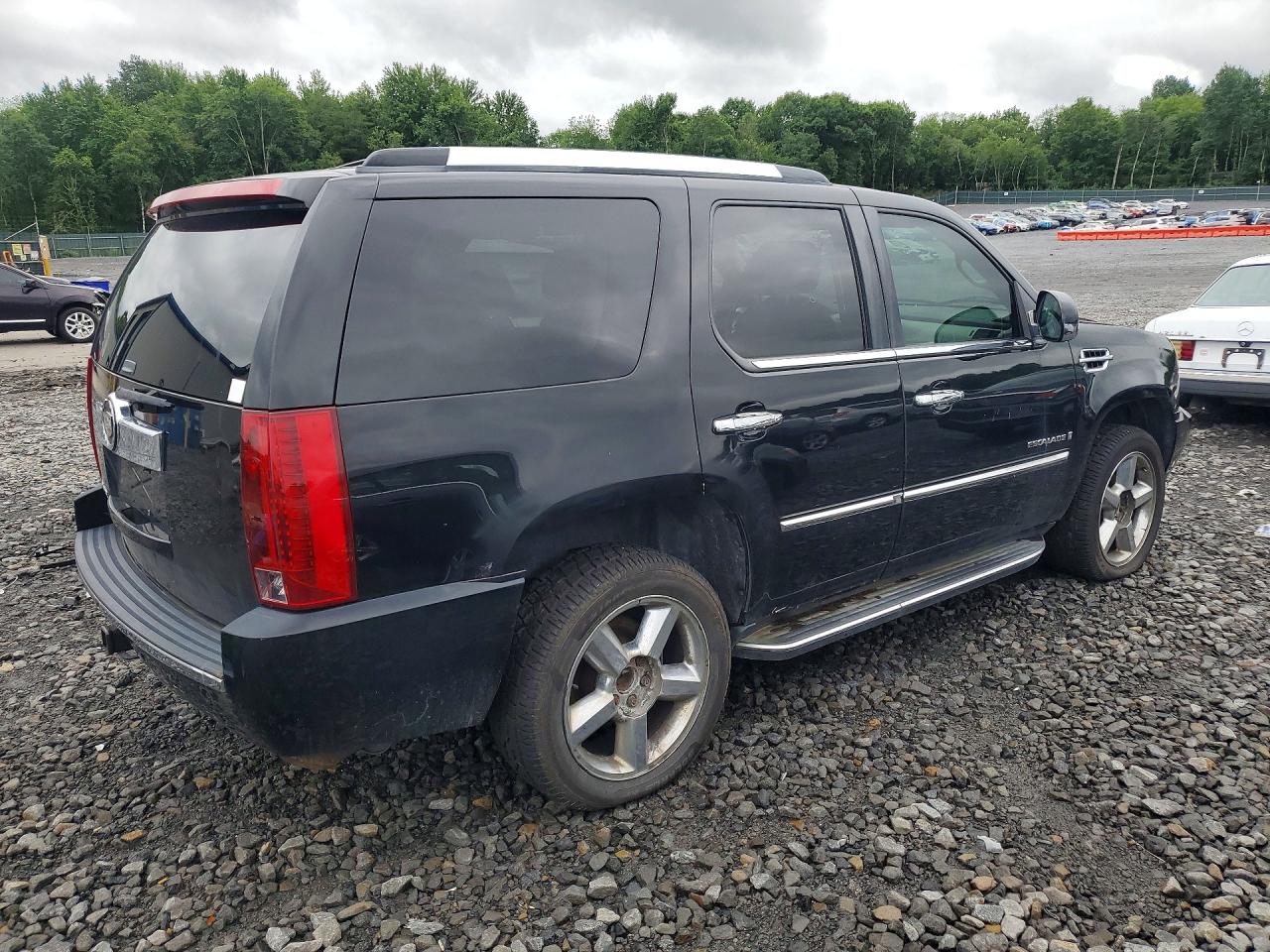 2007 Cadillac Escalade Luxury Black vin: 1GYFK63807R354366