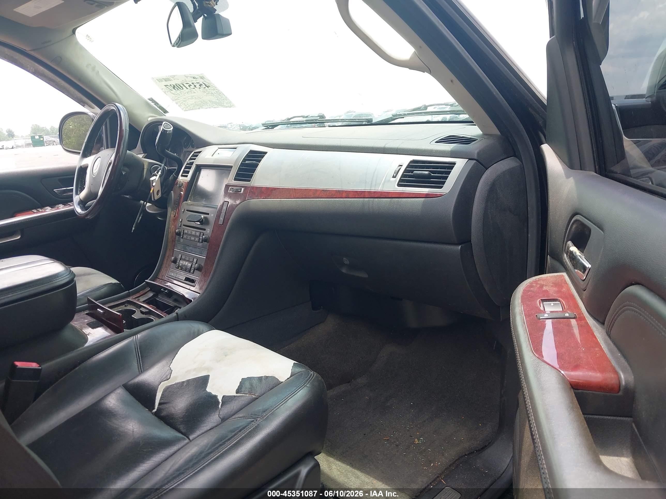 2008 Cadillac Escalade Standard Black vin: 1GYFK63808R125137