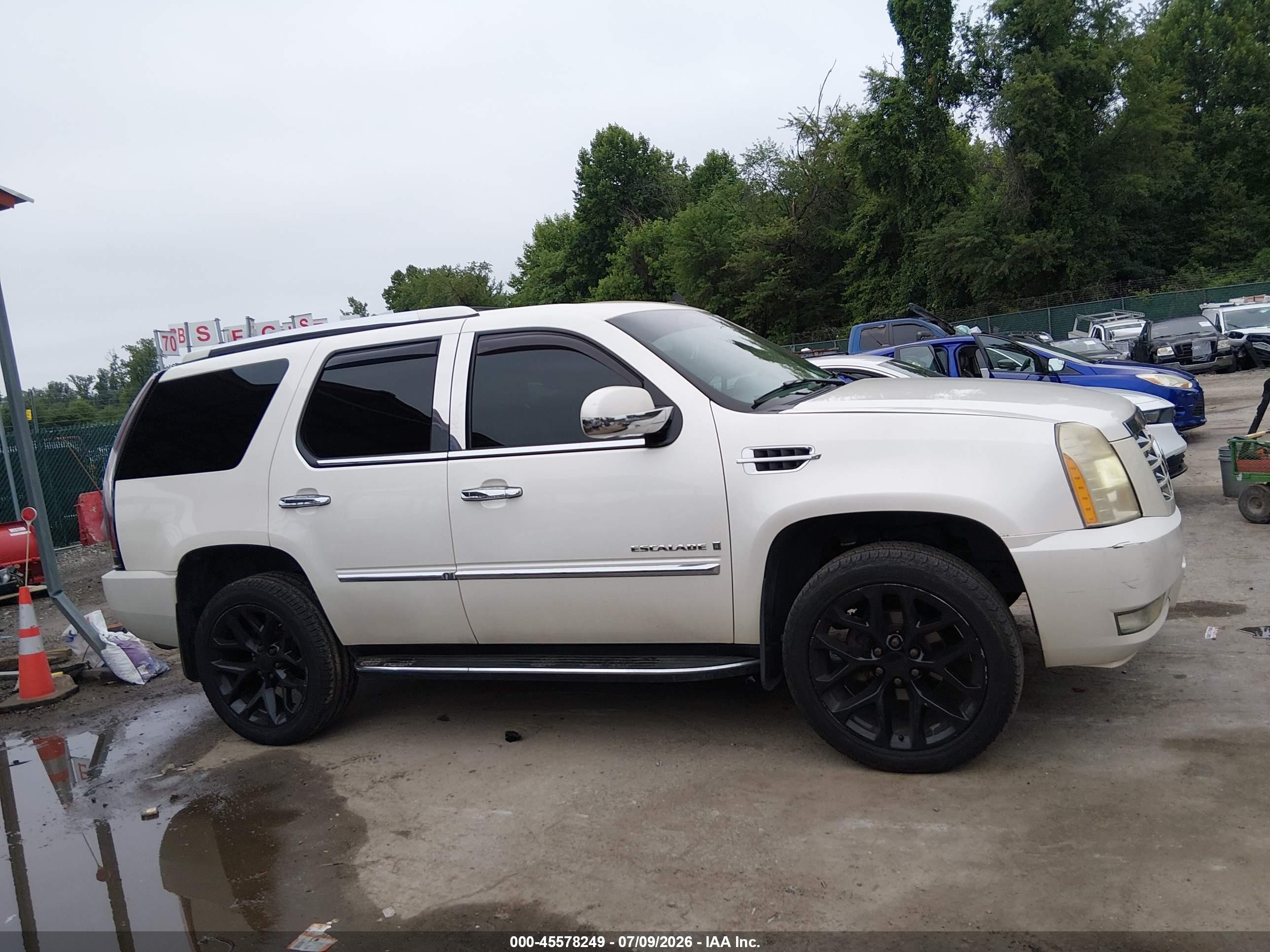 2007 Cadillac Escalade   Белый vin: 1GYFK63817R239047