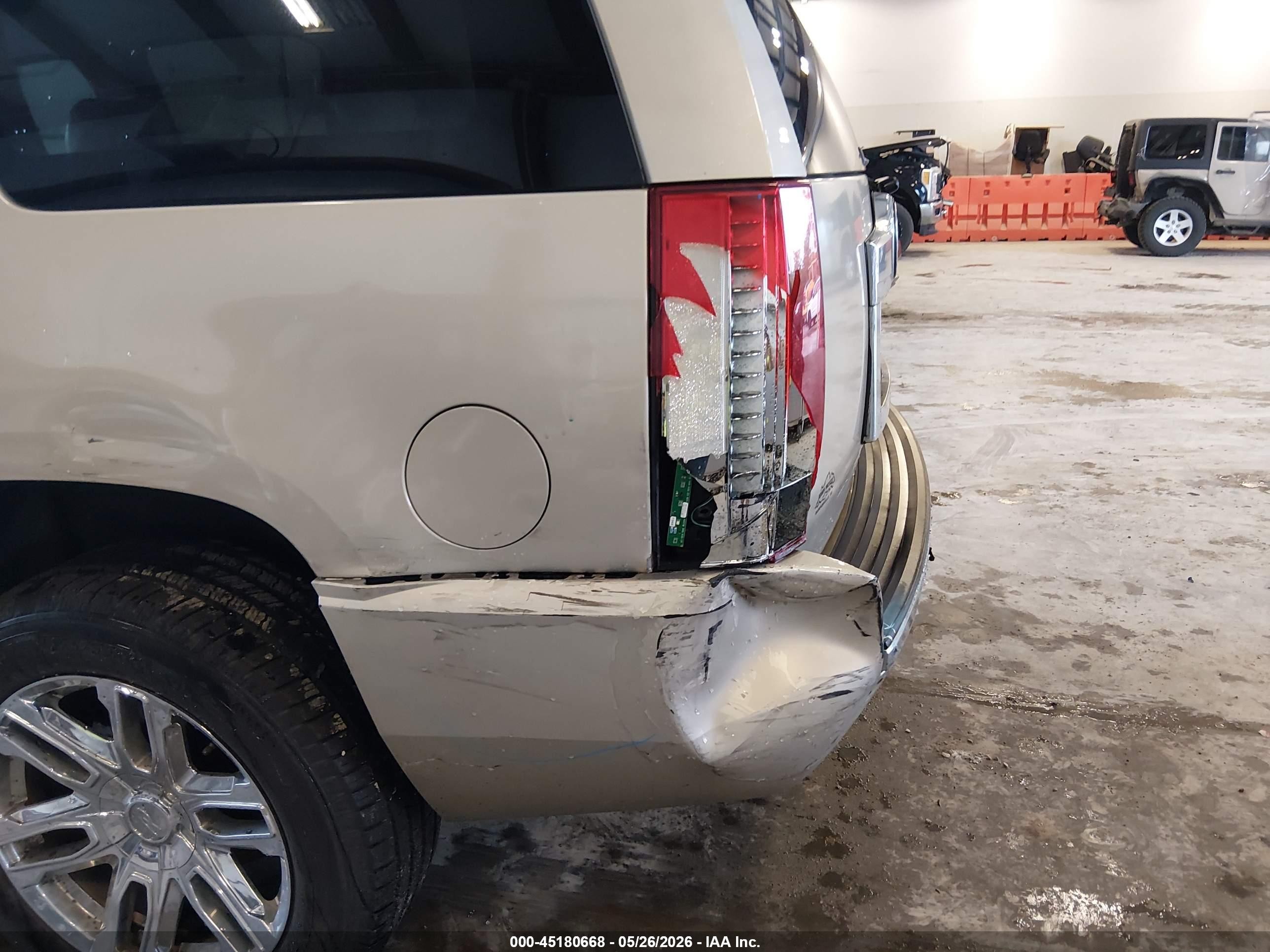 2008 Cadillac Escalade Standard Золотой vin: 1GYFK63818R166263