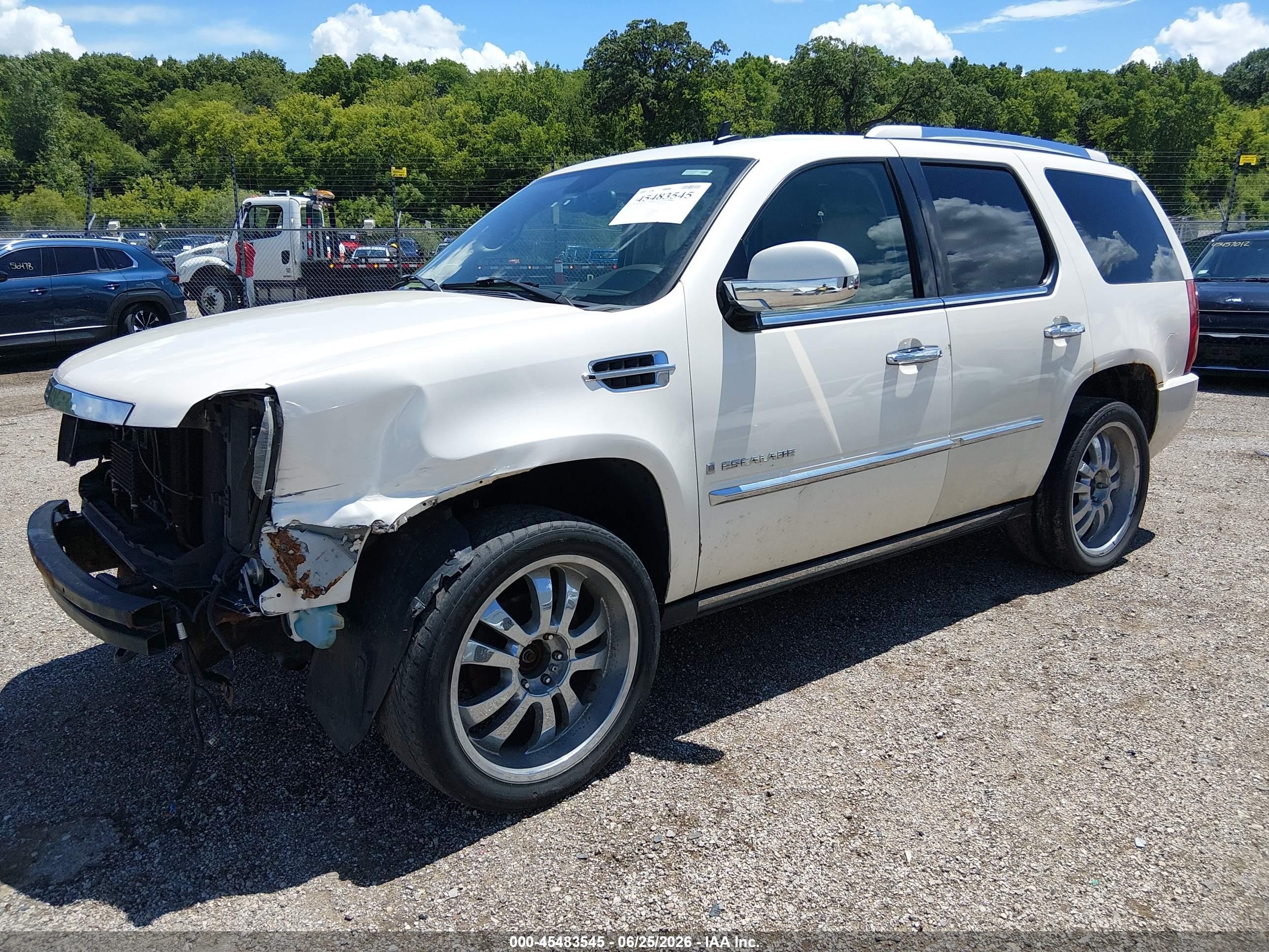 2008 Cadillac Escalade Cream vin: 1GYFK63818R178199