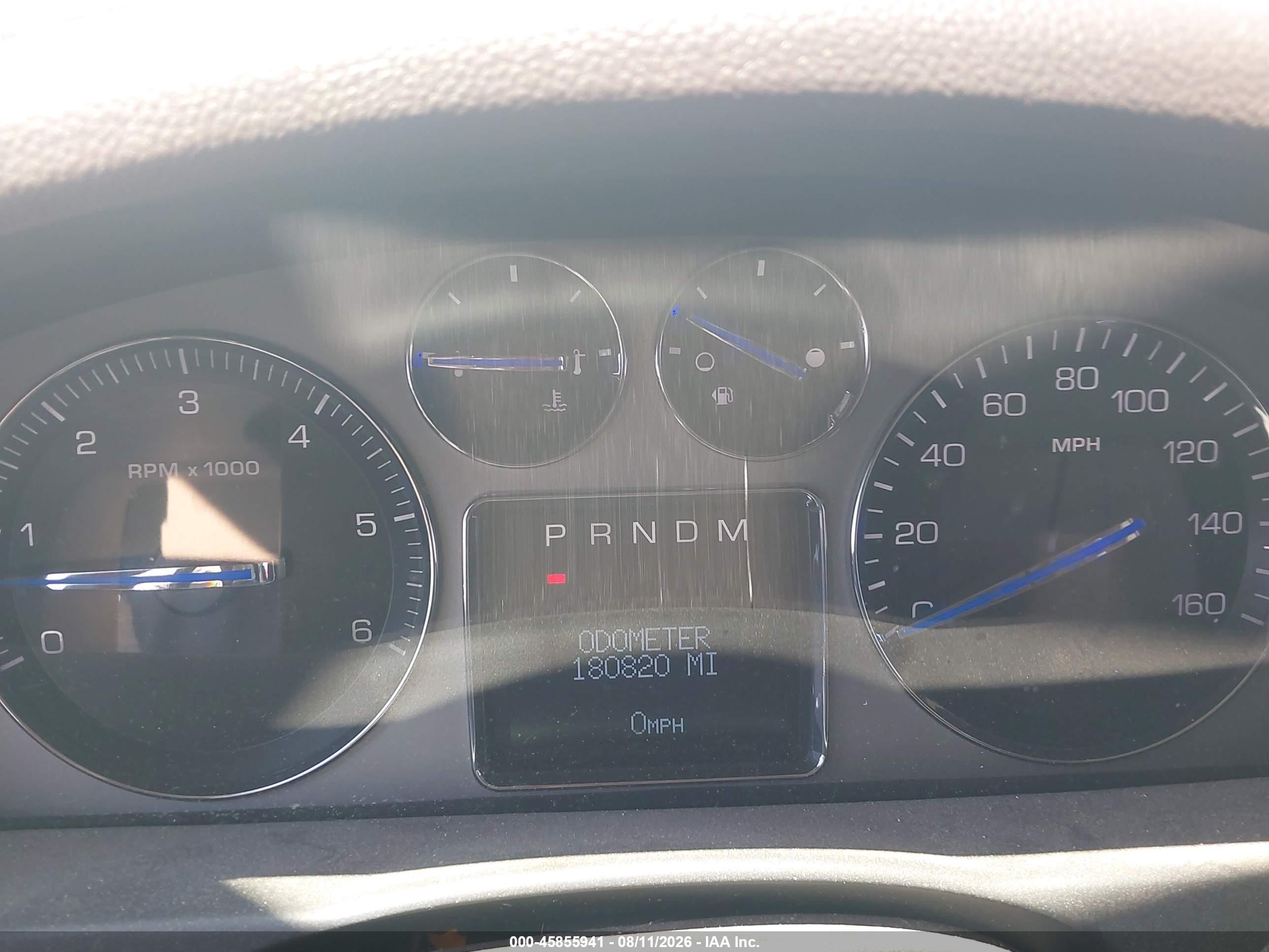 2008 Cadillac Escalade   White vin: 1GYFK63818R191387