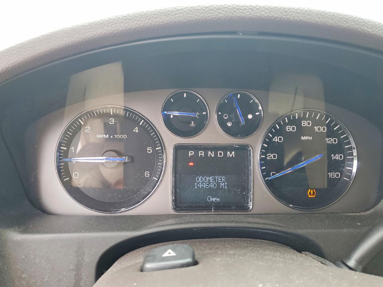 2008 Cadillac Escalade Luxury Beige vin: 1GYFK63818R251278