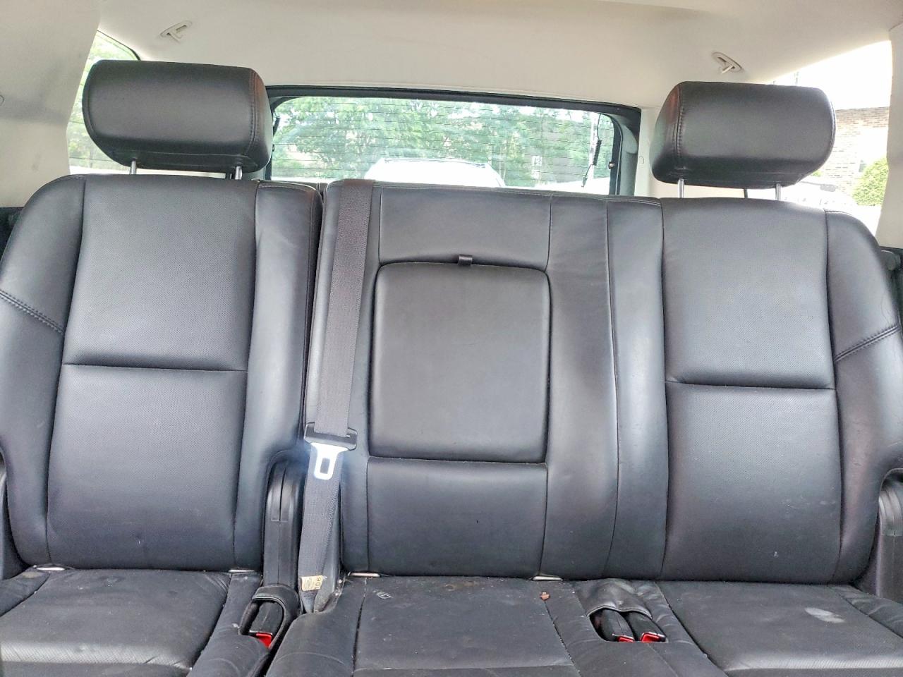 2007 Cadillac Escalade Luxury Белый vin: 1GYFK63827R183796