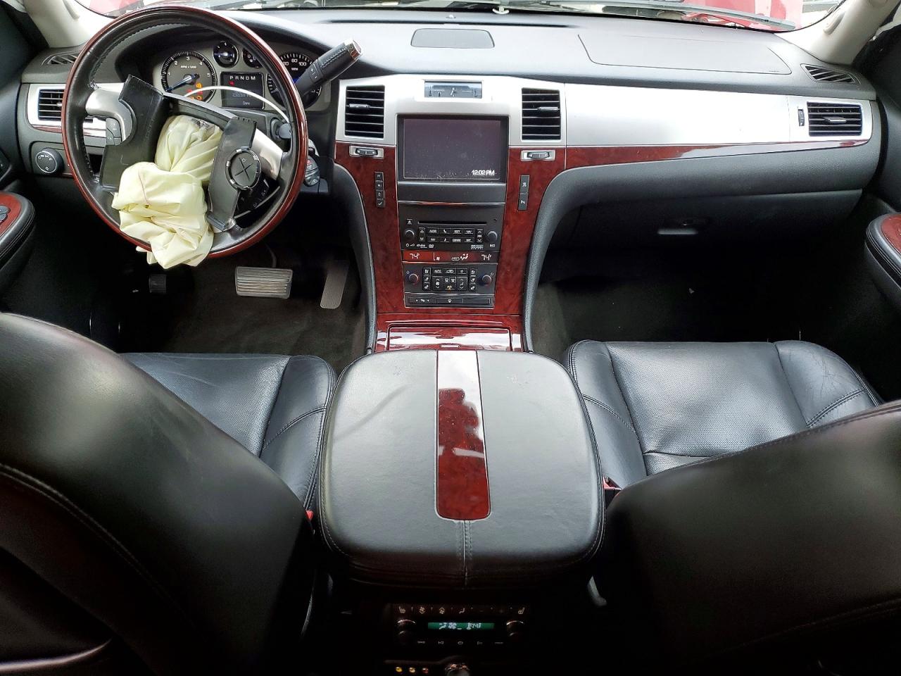 2007 Cadillac Escalade Luxury Burgundy vin: 1GYFK63827R254057