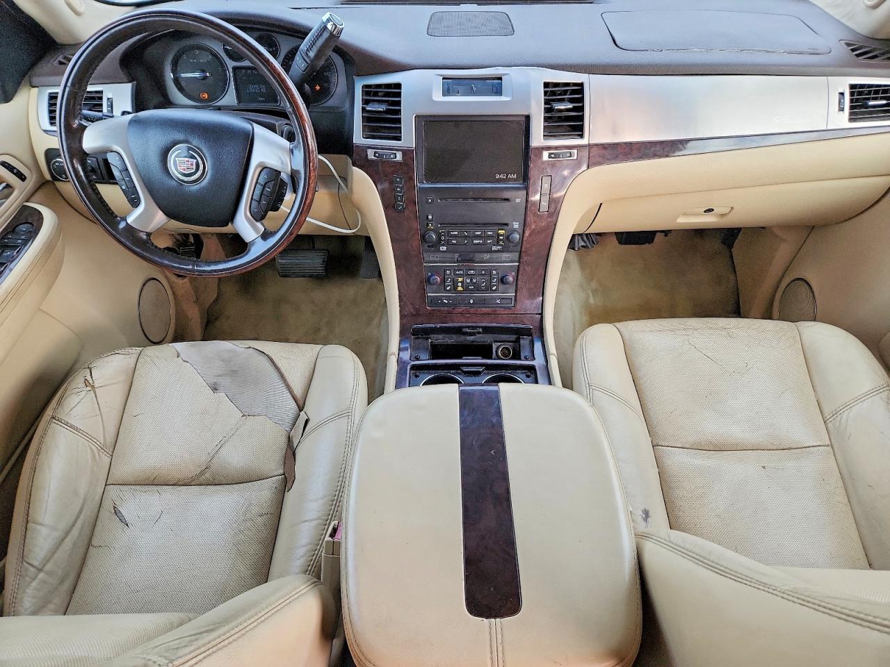 2007 Cadillac Escalade Luxury White vin: 1GYFK63837R384400