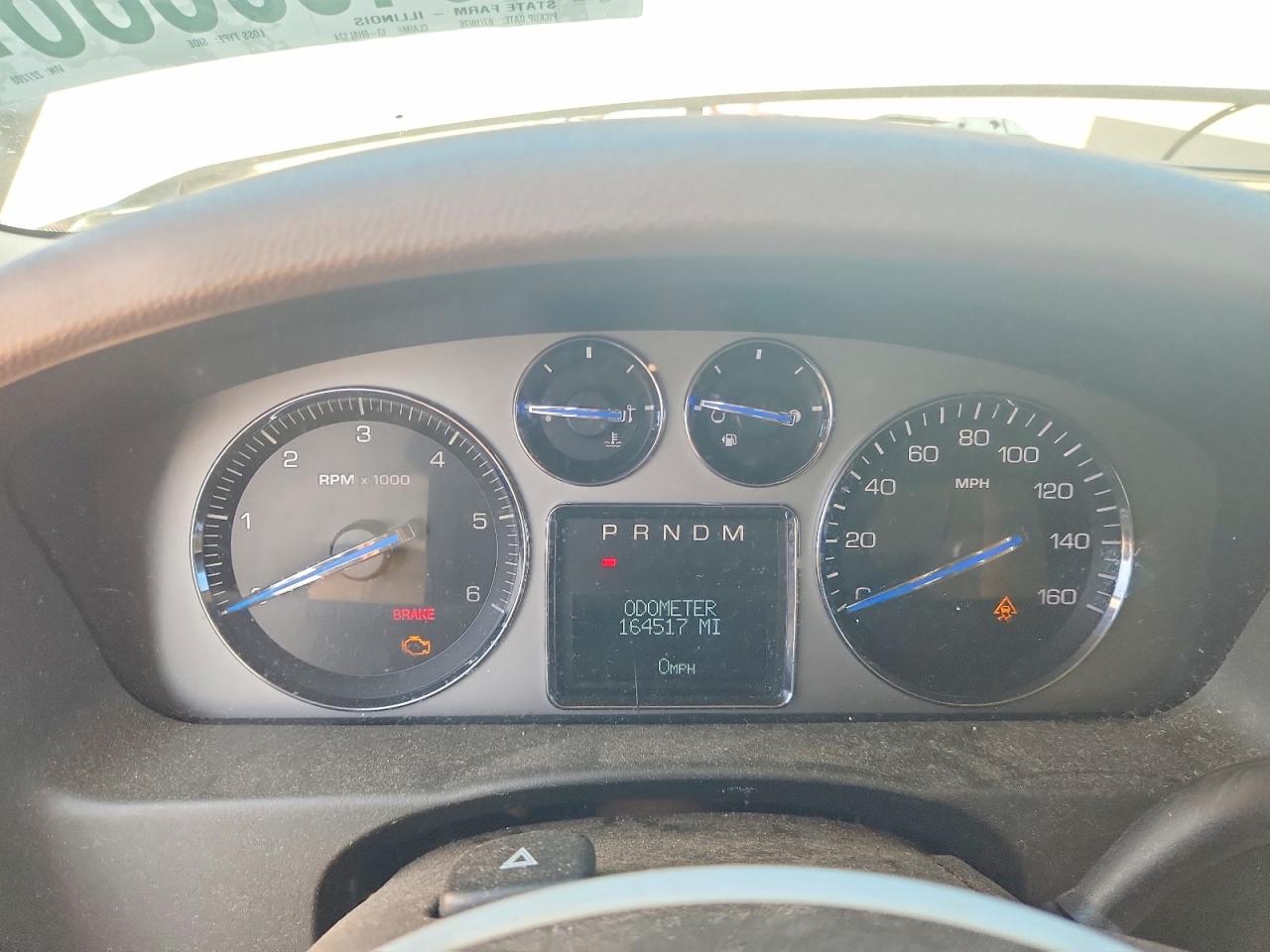 2008 Cadillac Escalade Luxury White vin: 1GYFK63838R227208
