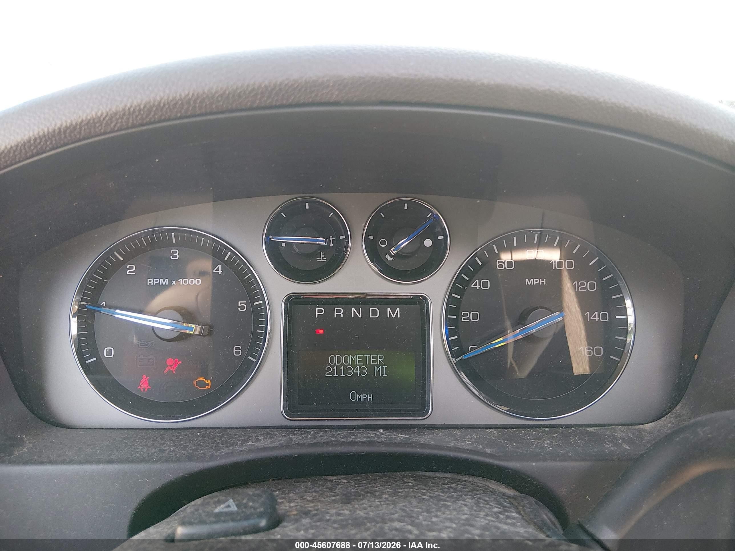 2008 Cadillac Escalade   White vin: 1GYFK63848R174745