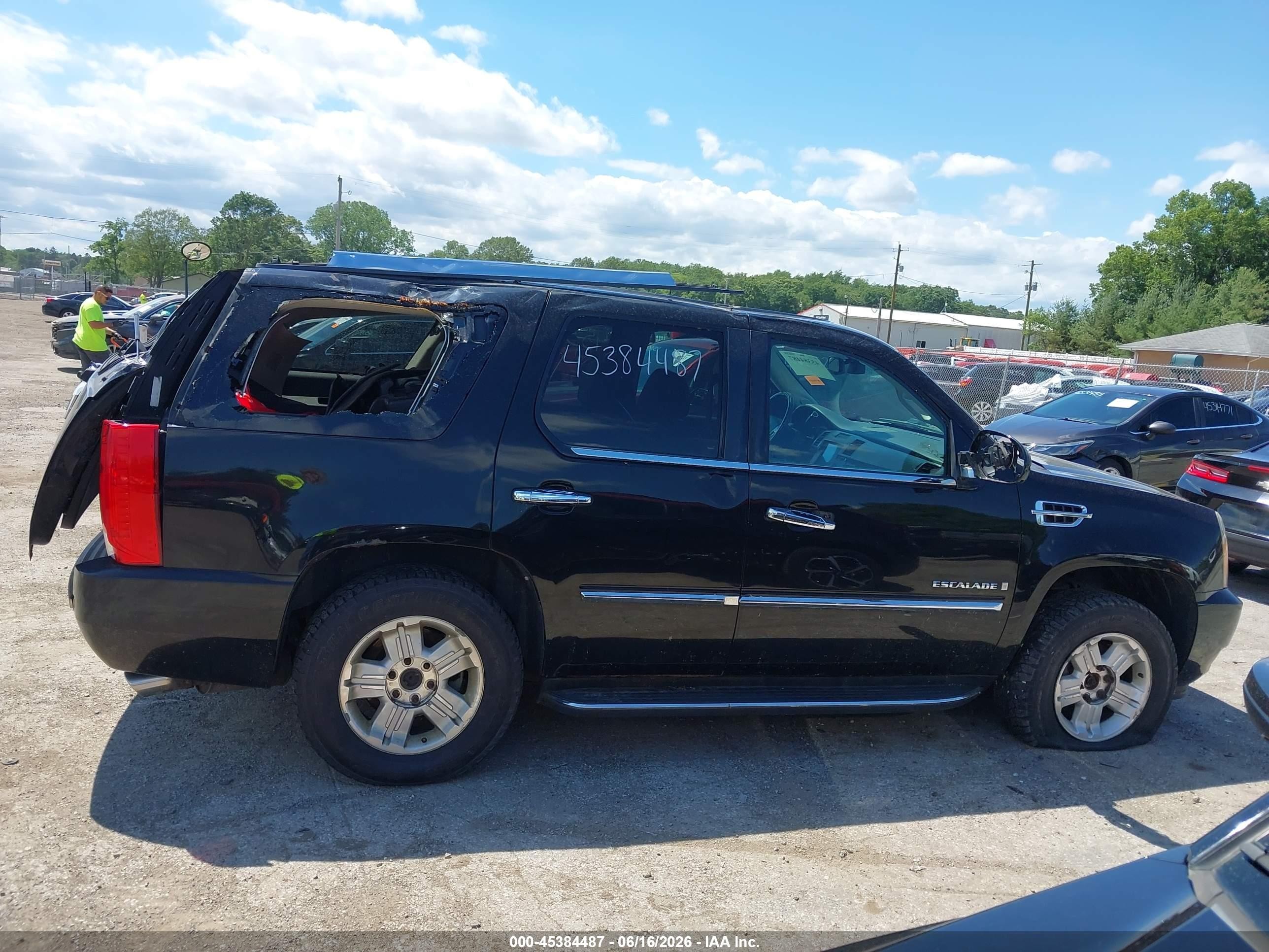 2008 Cadillac Escalade   Black vin: 1GYFK63848R225323