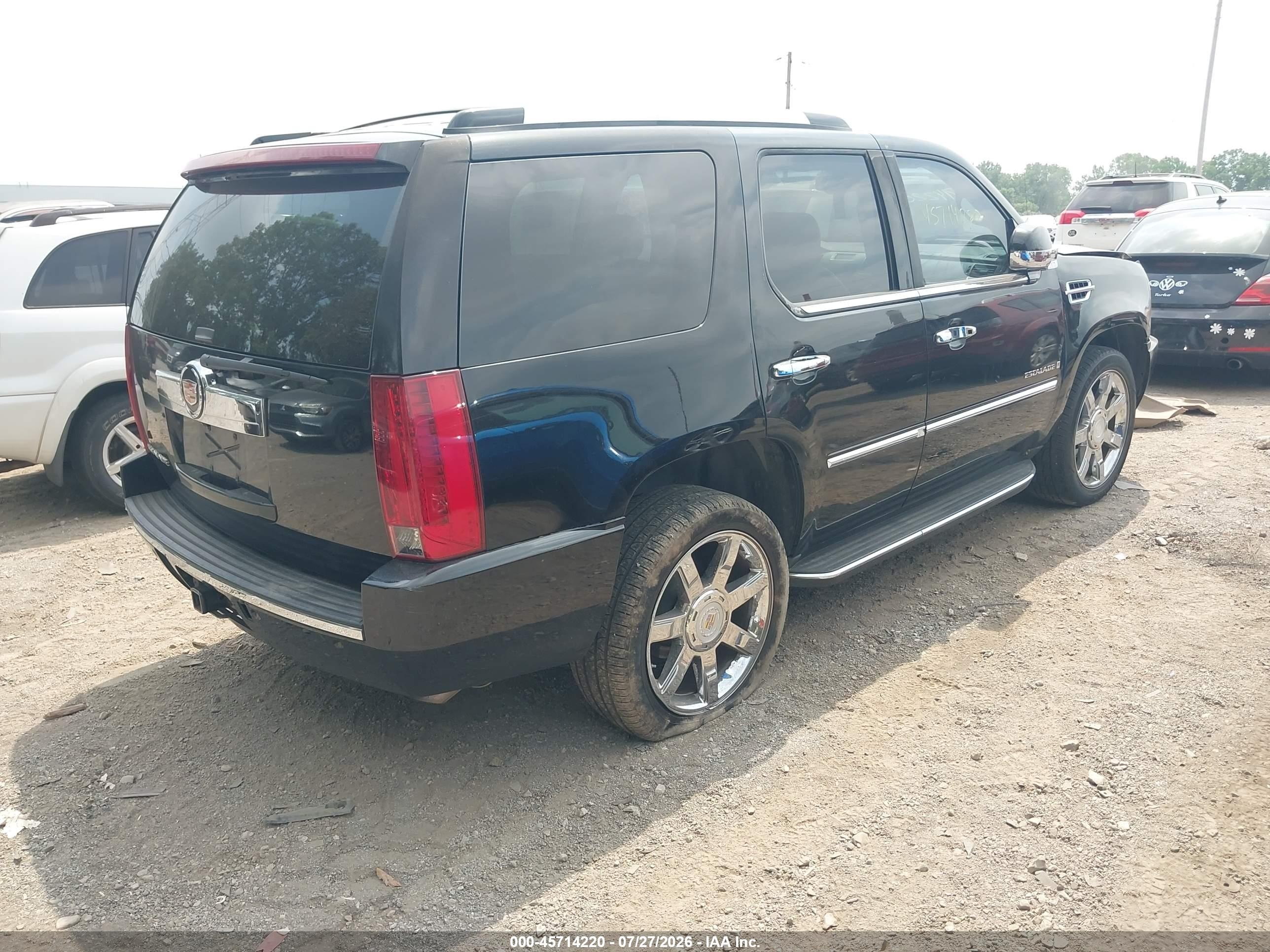 2007 Cadillac Escalade Luxury Black vin: 1GYFK63857R206715