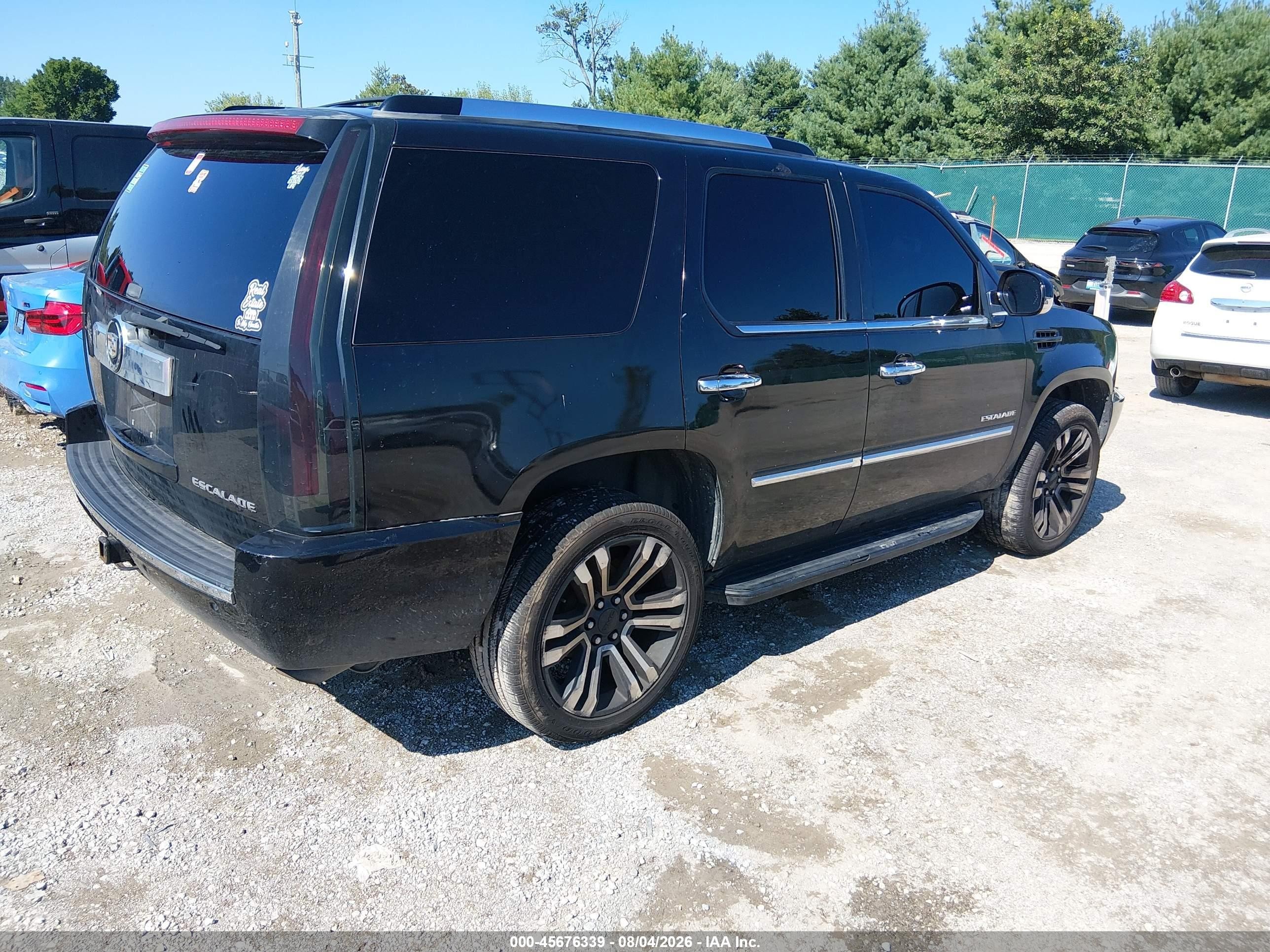 2007 Cadillac Escalade   Black vin: 1GYFK63857R405019