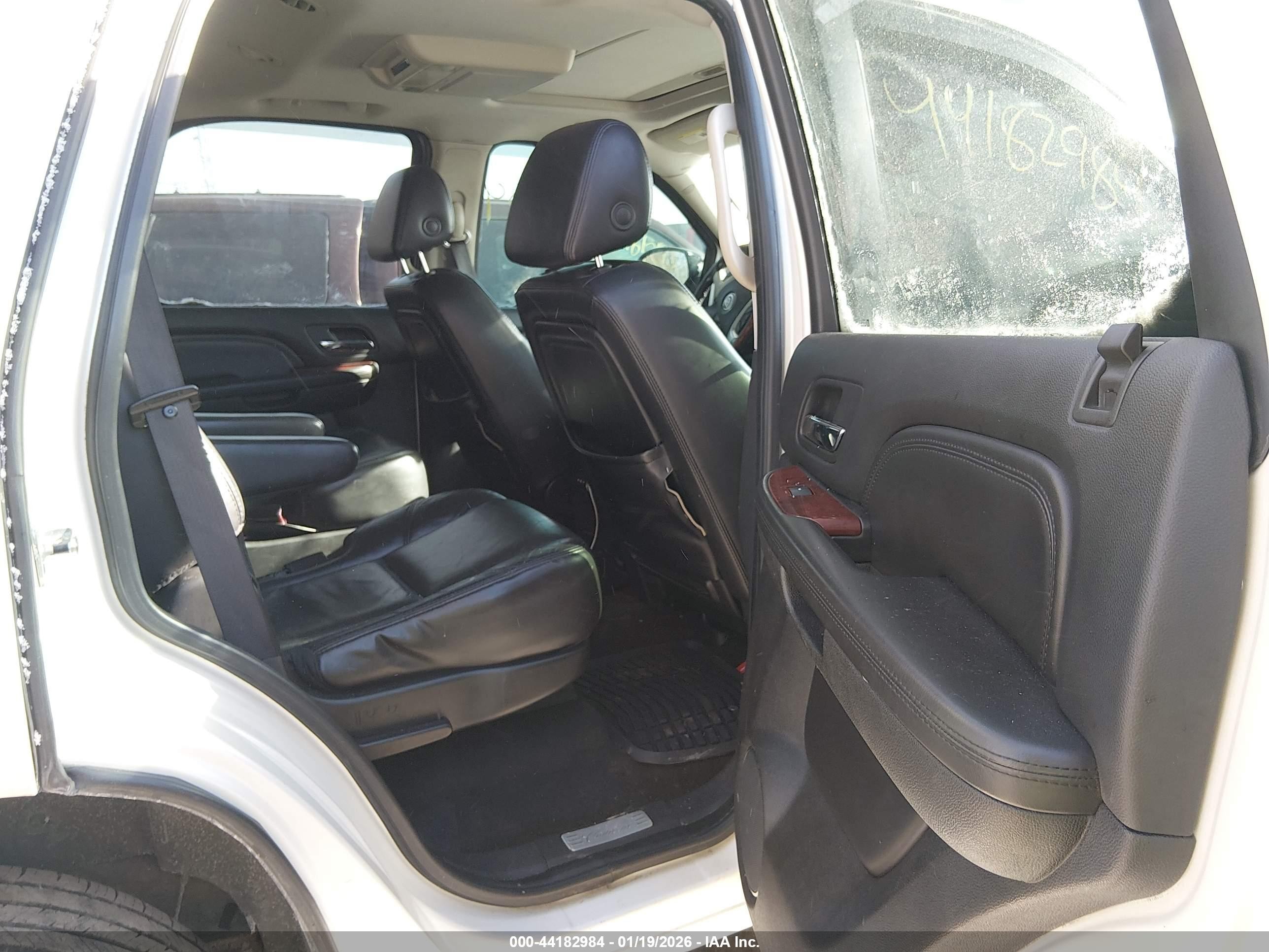 2007 Cadillac Escalade Standard Белый vin: 1GYFK63867R332162