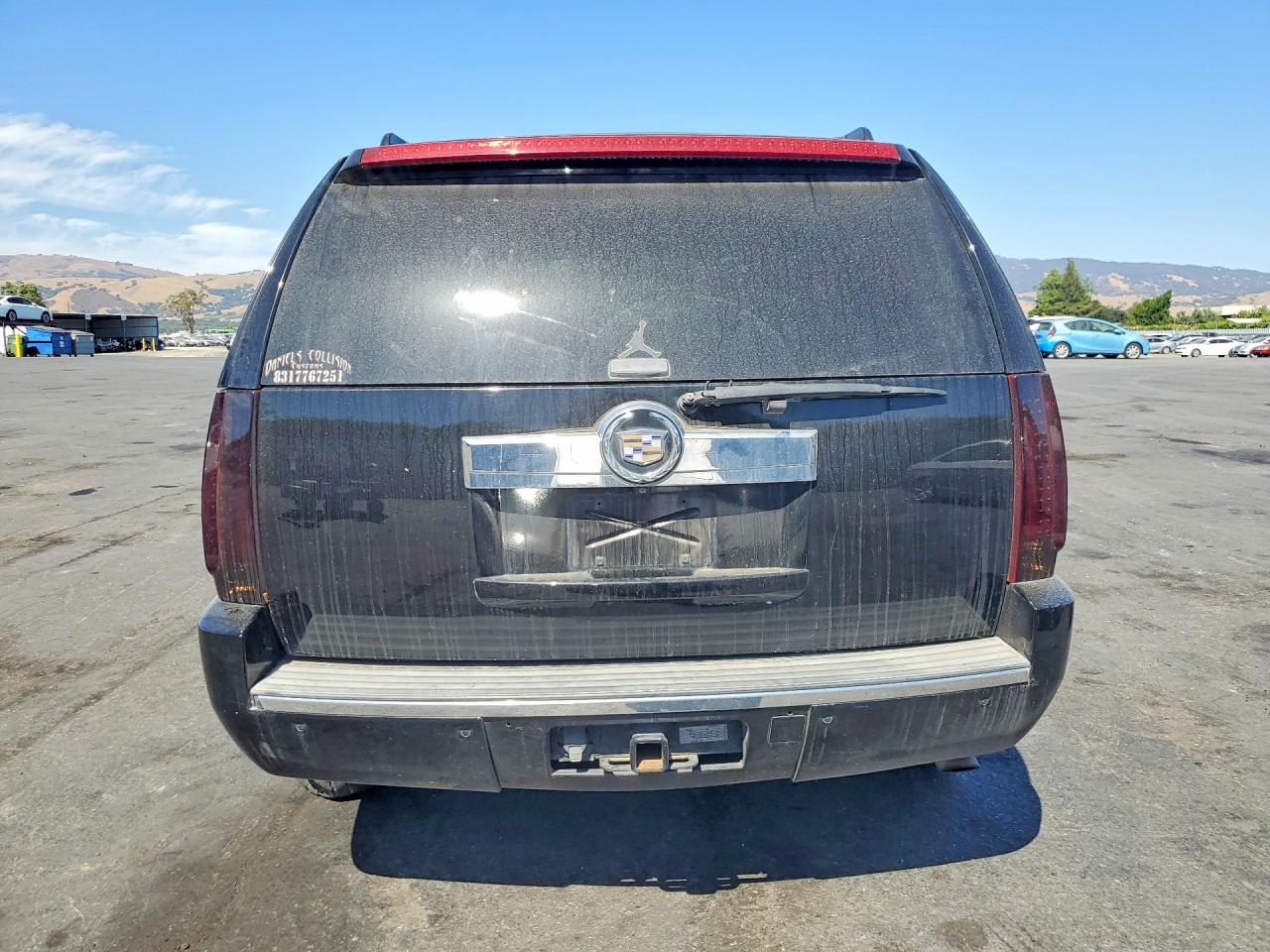 2008 Cadillac Escalade Luxury Black vin: 1GYFK63868R110755