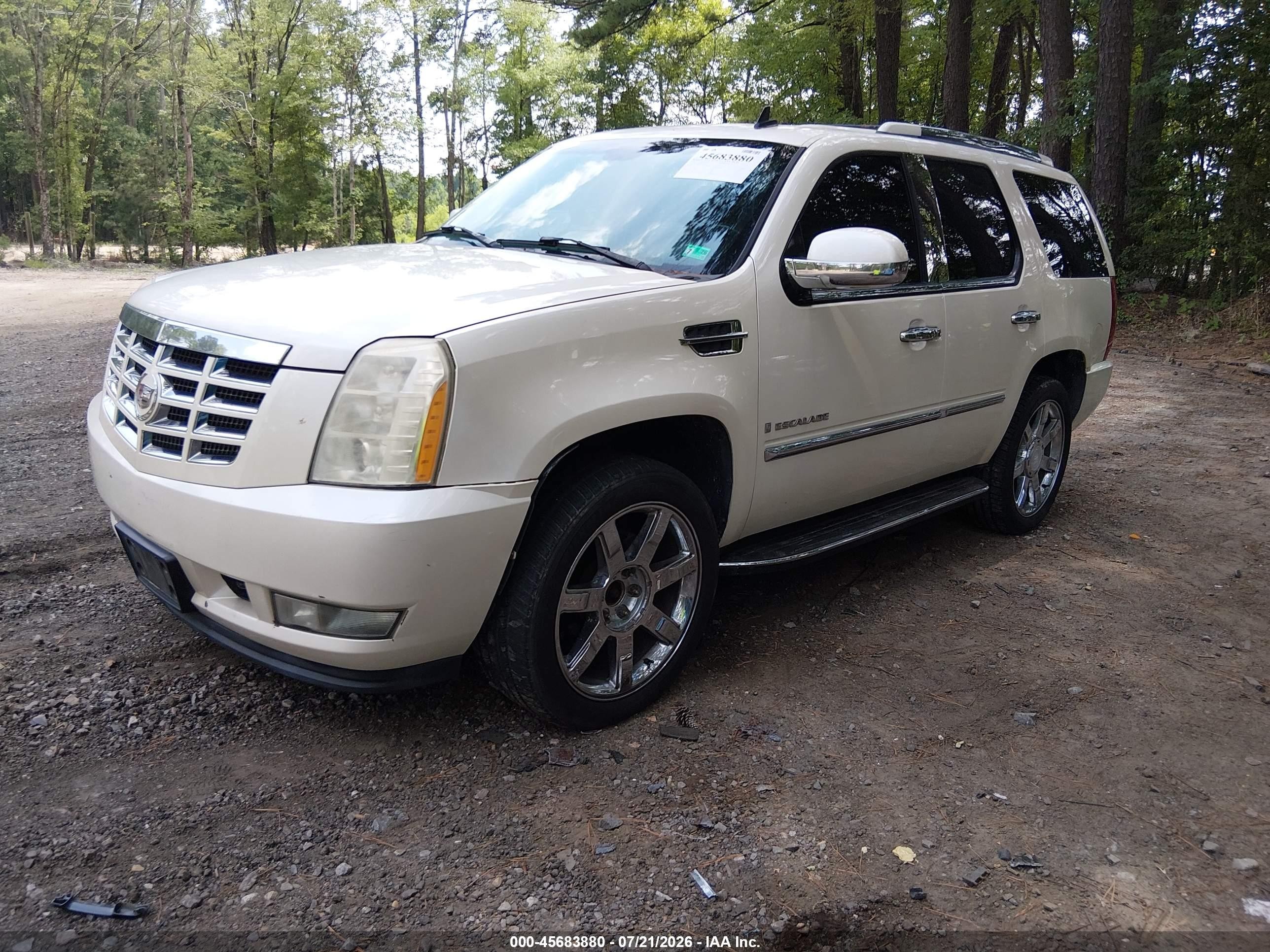 2008 Cadillac Escalade   White vin: 1GYFK63868R115437