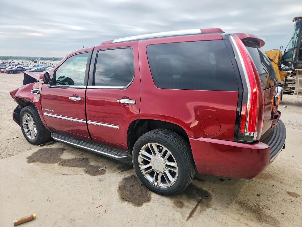 2008 Cadillac Escalade Red vin: 1GYFK63868R118970