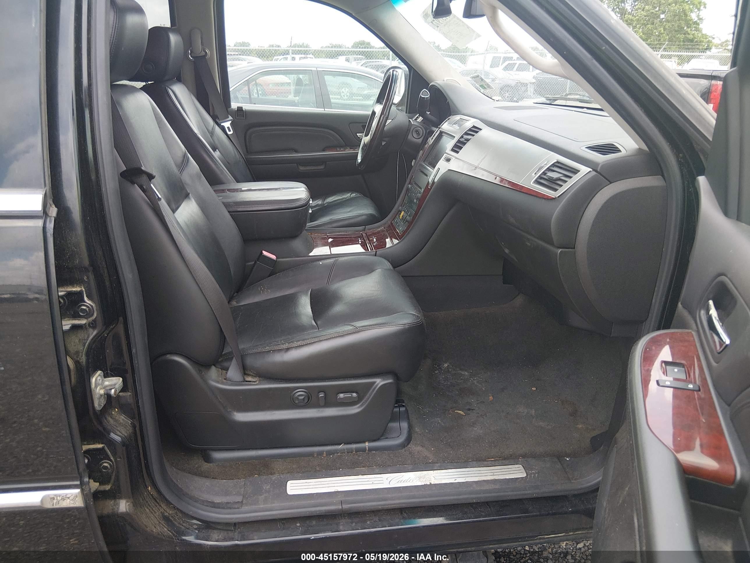 2008 Cadillac Escalade Standard Black vin: 1GYFK63868R168817