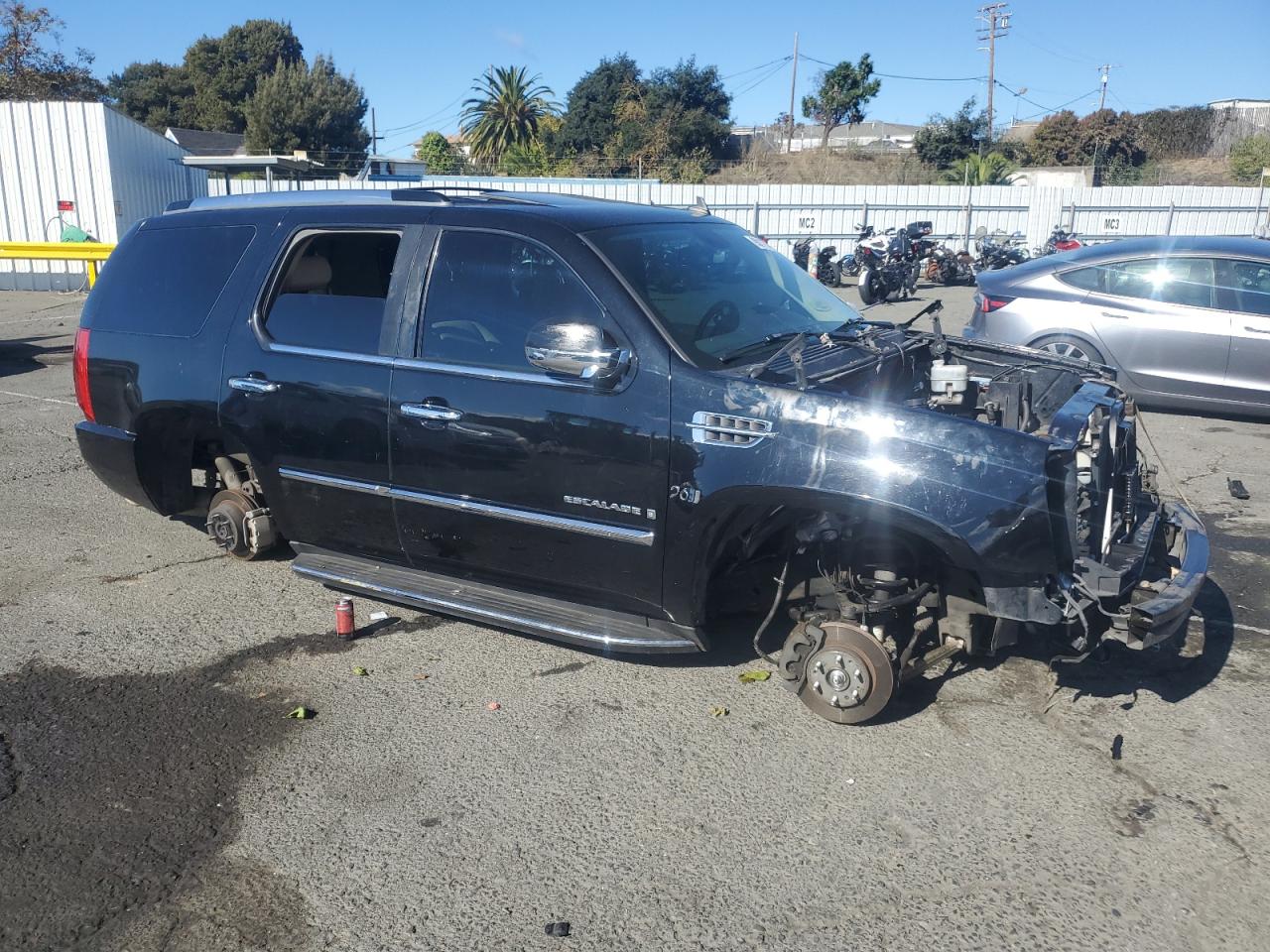 2008 Cadillac Escalade Luxury Black vin: 1GYFK63868R185214