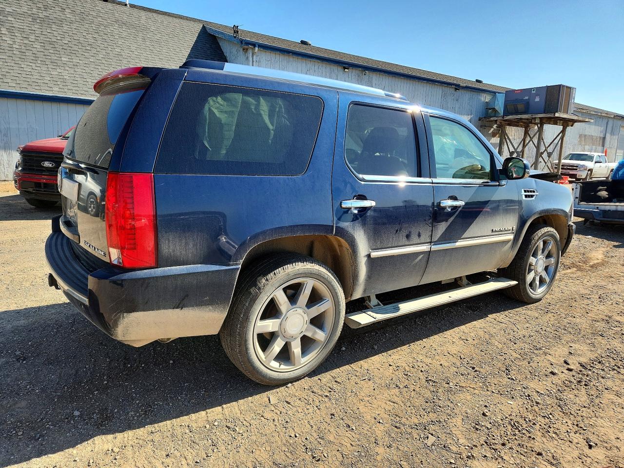 2008 Cadillac Escalade Luxury Blue vin: 1GYFK63868R271896