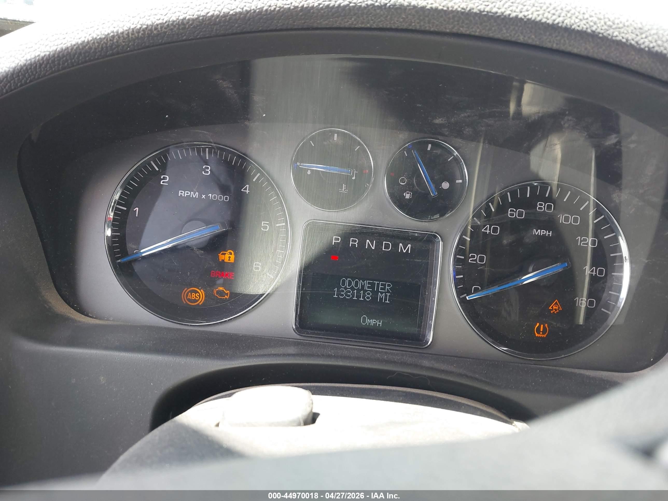 2007 Cadillac Escalade Standard Red vin: 1GYFK63877R328637
