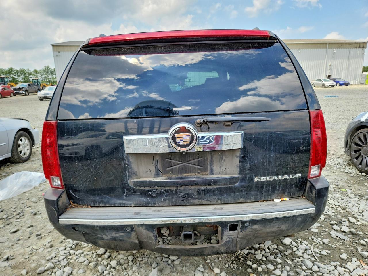 2007 Cadillac Escalade Luxury Black vin: 1GYFK63877R426874