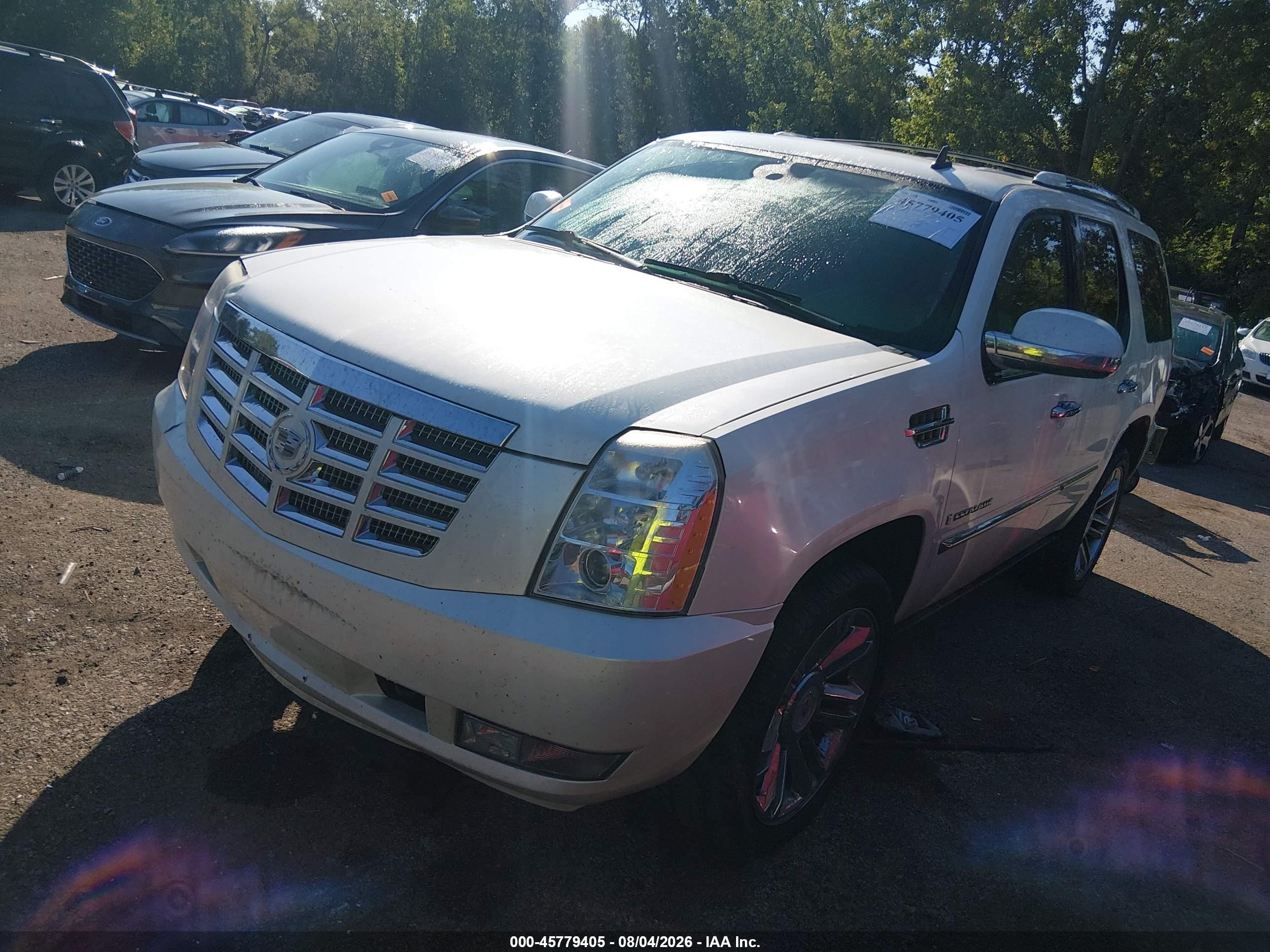 2008 Cadillac Escalade White vin: 1GYFK63878R209746
