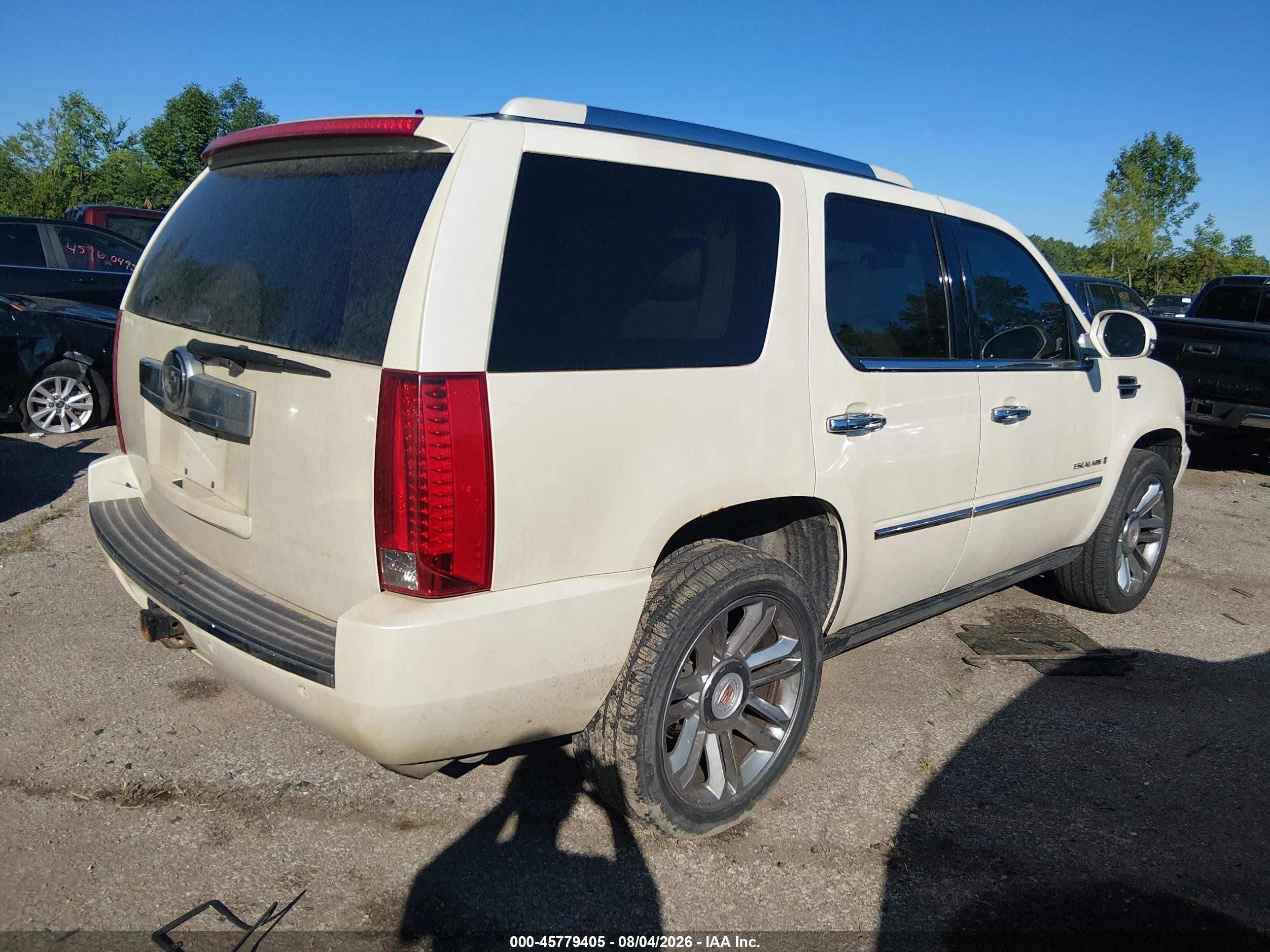 2008 Cadillac Escalade White vin: 1GYFK63878R209746