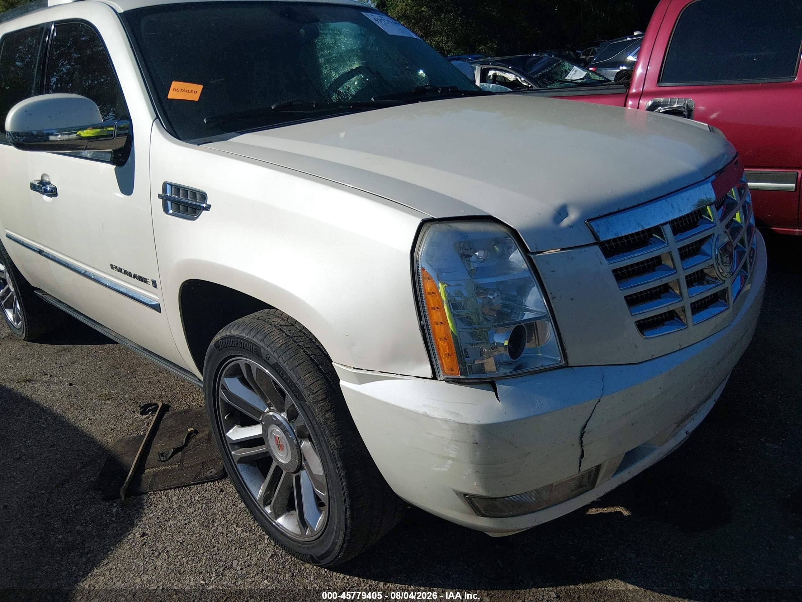 2008 Cadillac Escalade White vin: 1GYFK63878R209746