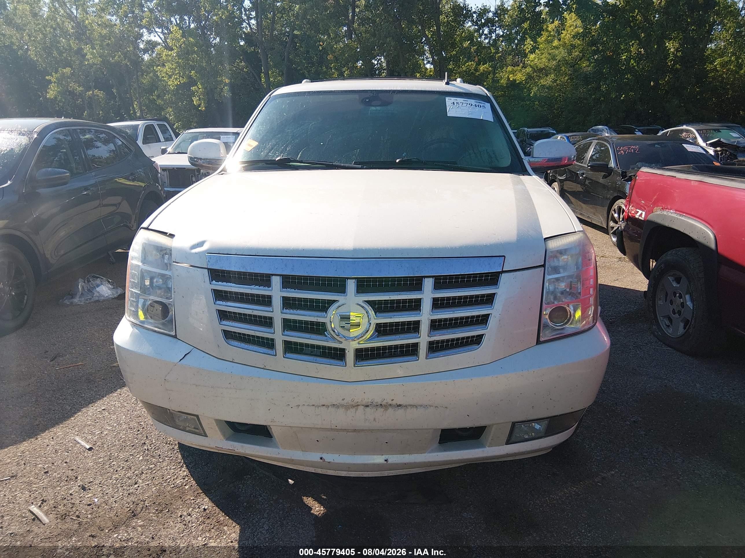 2008 Cadillac Escalade White vin: 1GYFK63878R209746
