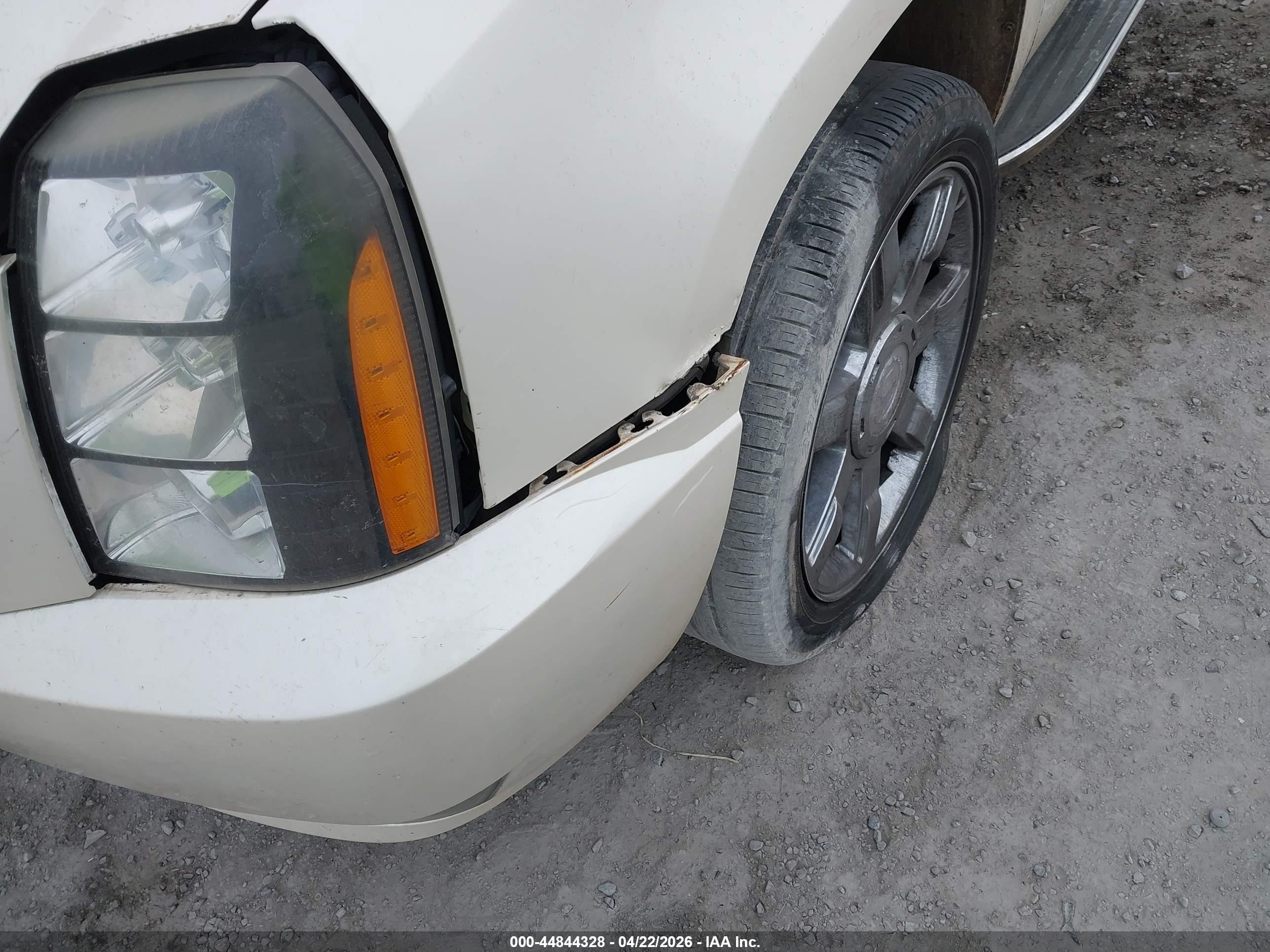 2007 Cadillac Escalade Standard Cream vin: 1GYFK63887R123151