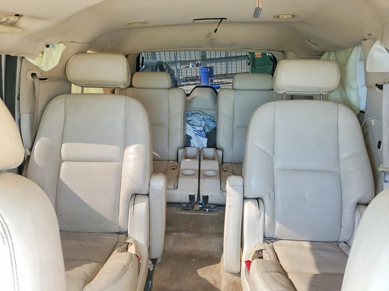 2007 Cadillac Escalade Luxury Cream vin: 1GYFK63897R186226